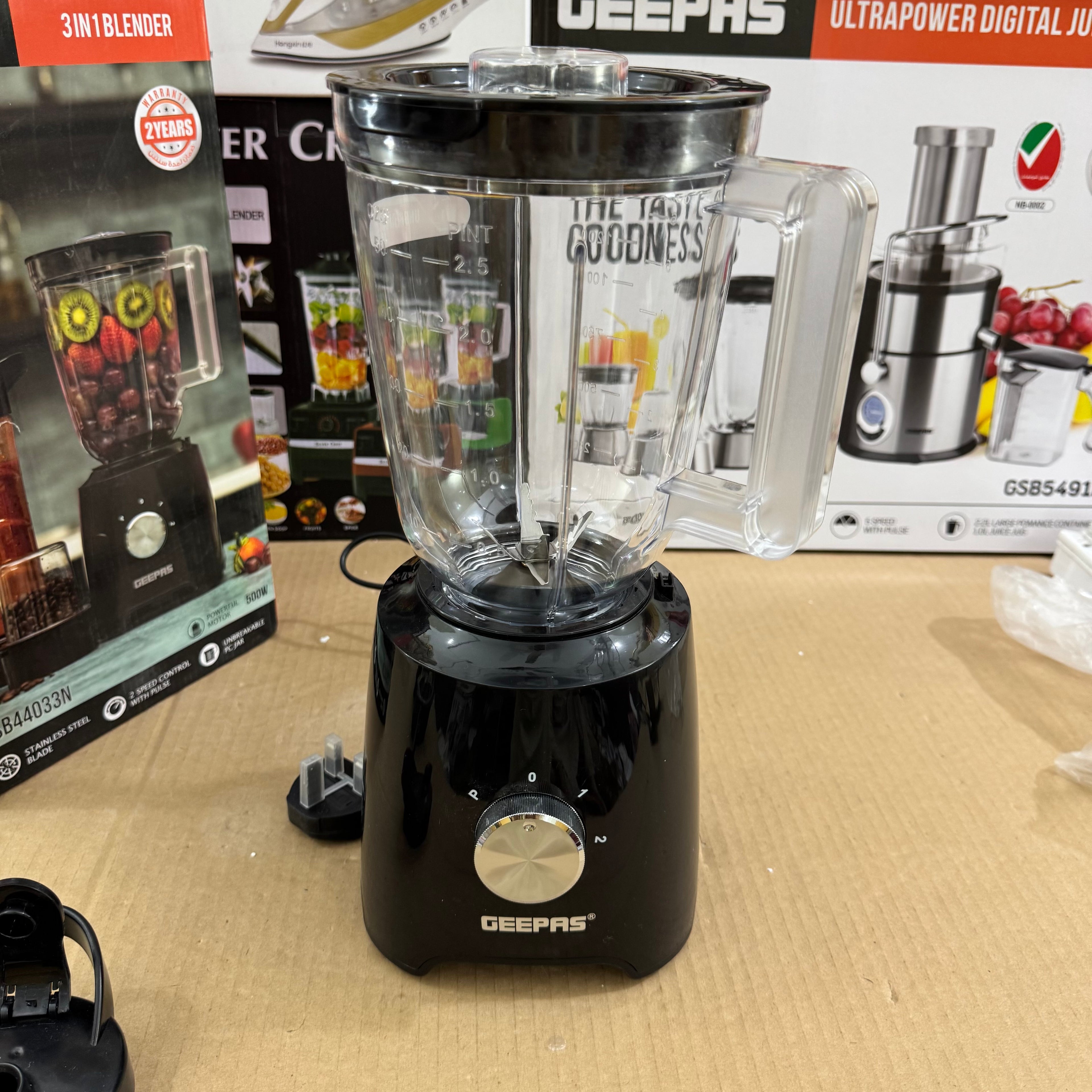 Geepas 3-in-1 Blender GSB44033N