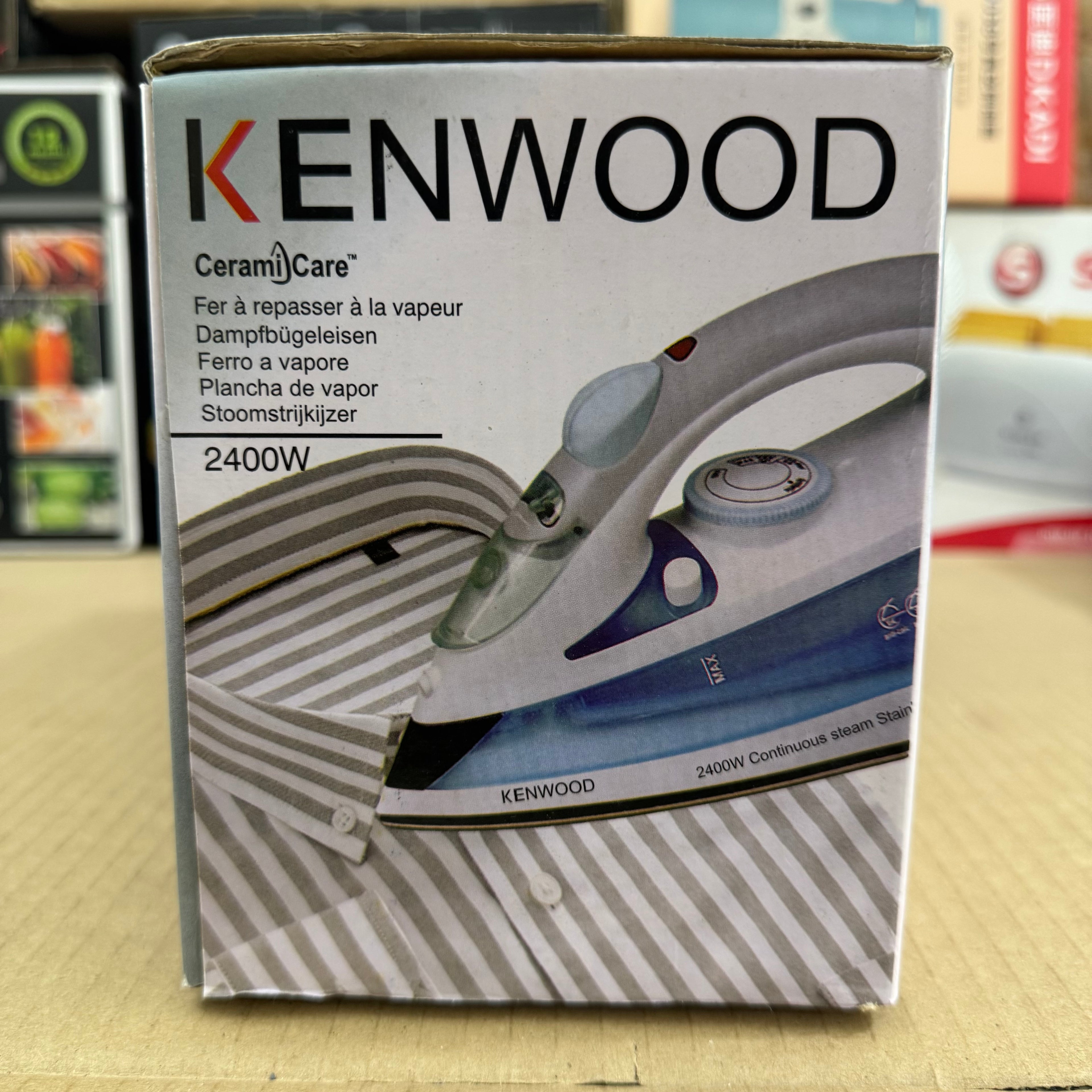 Kenwood Steam Iron ST8027 2400W Ceramic Soleplate – France