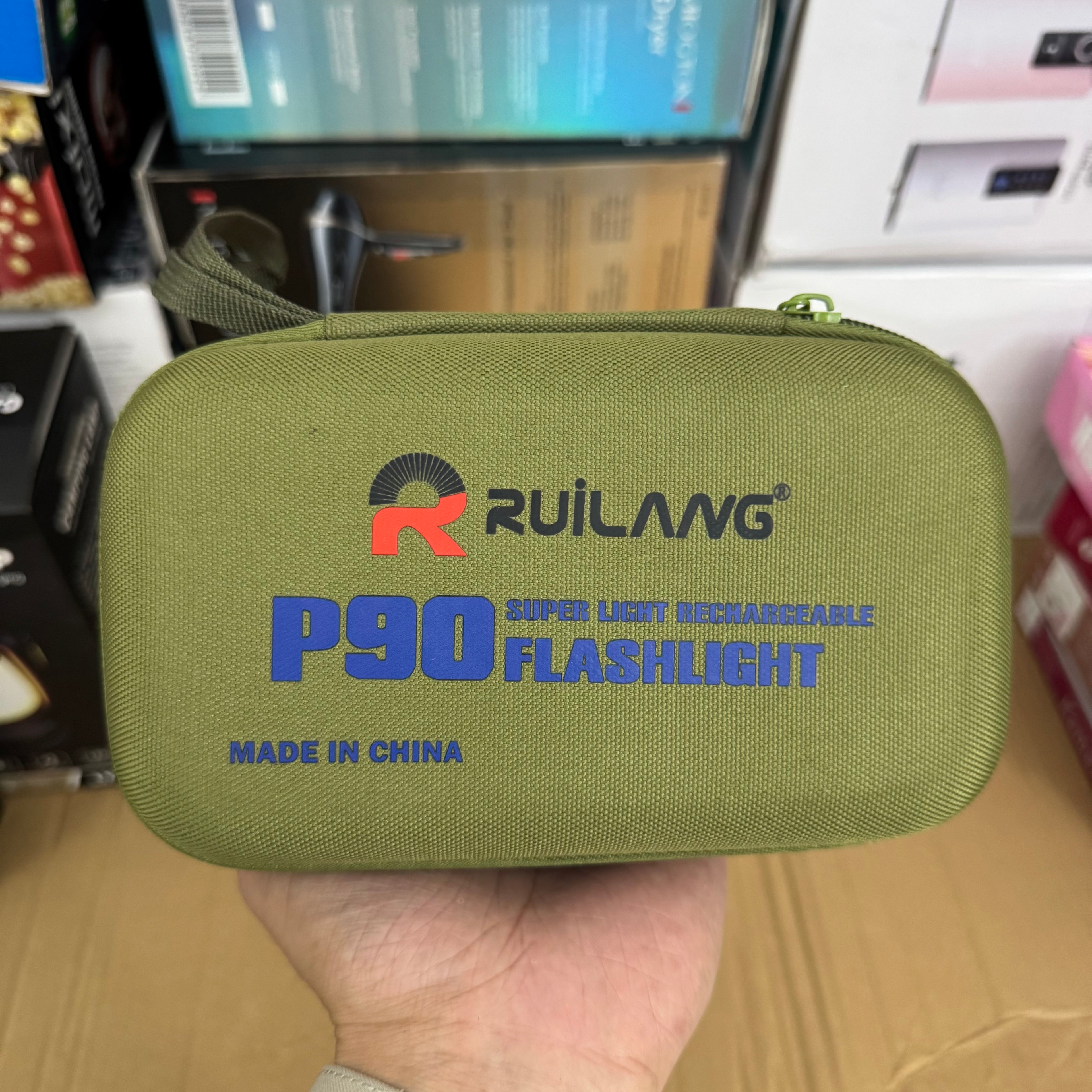 Lot Imported RuiLang P90 Super Light Rechargeable Flashlight