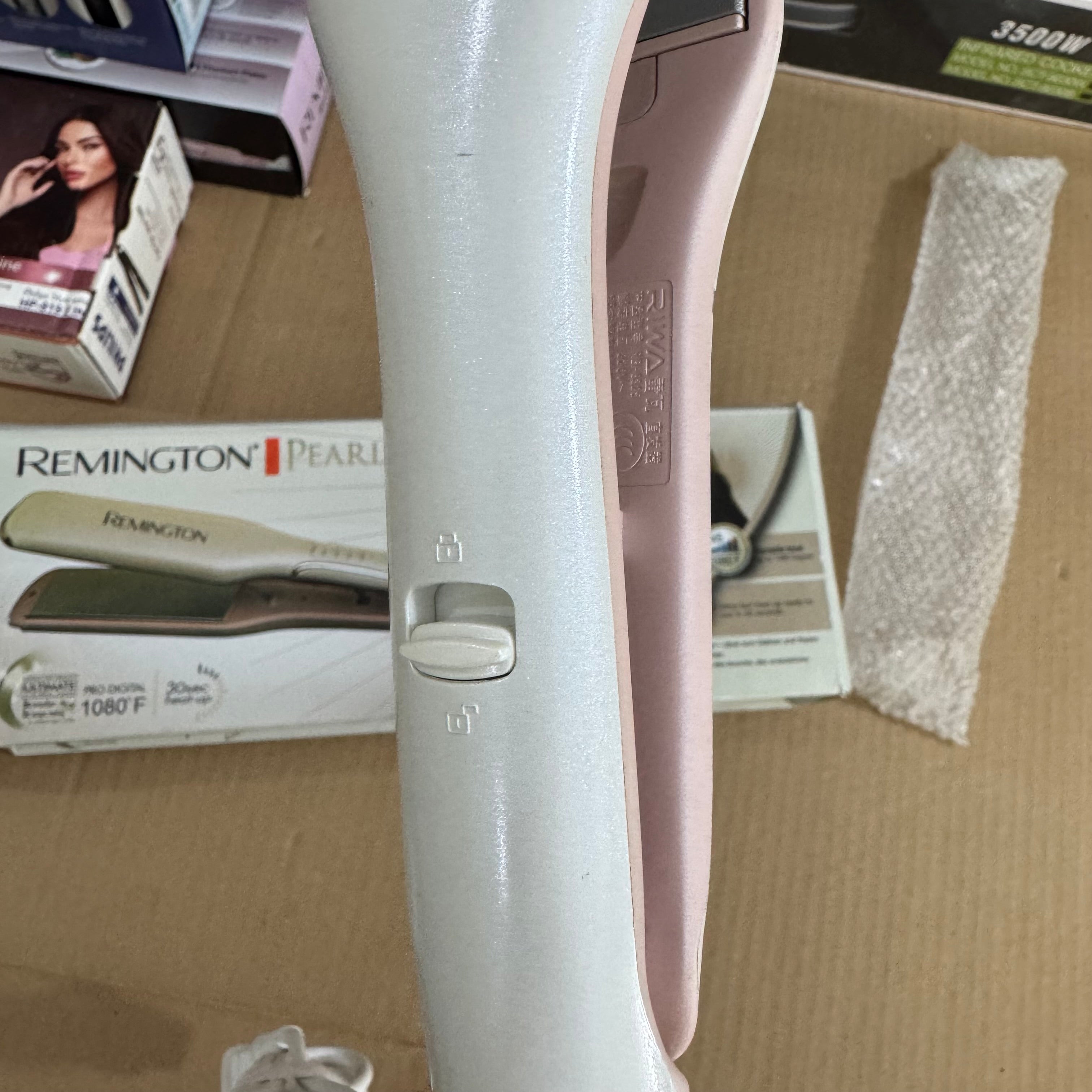 Remington Pearl Pro Digital Hair Straightener - Model S9500 Lot Imported