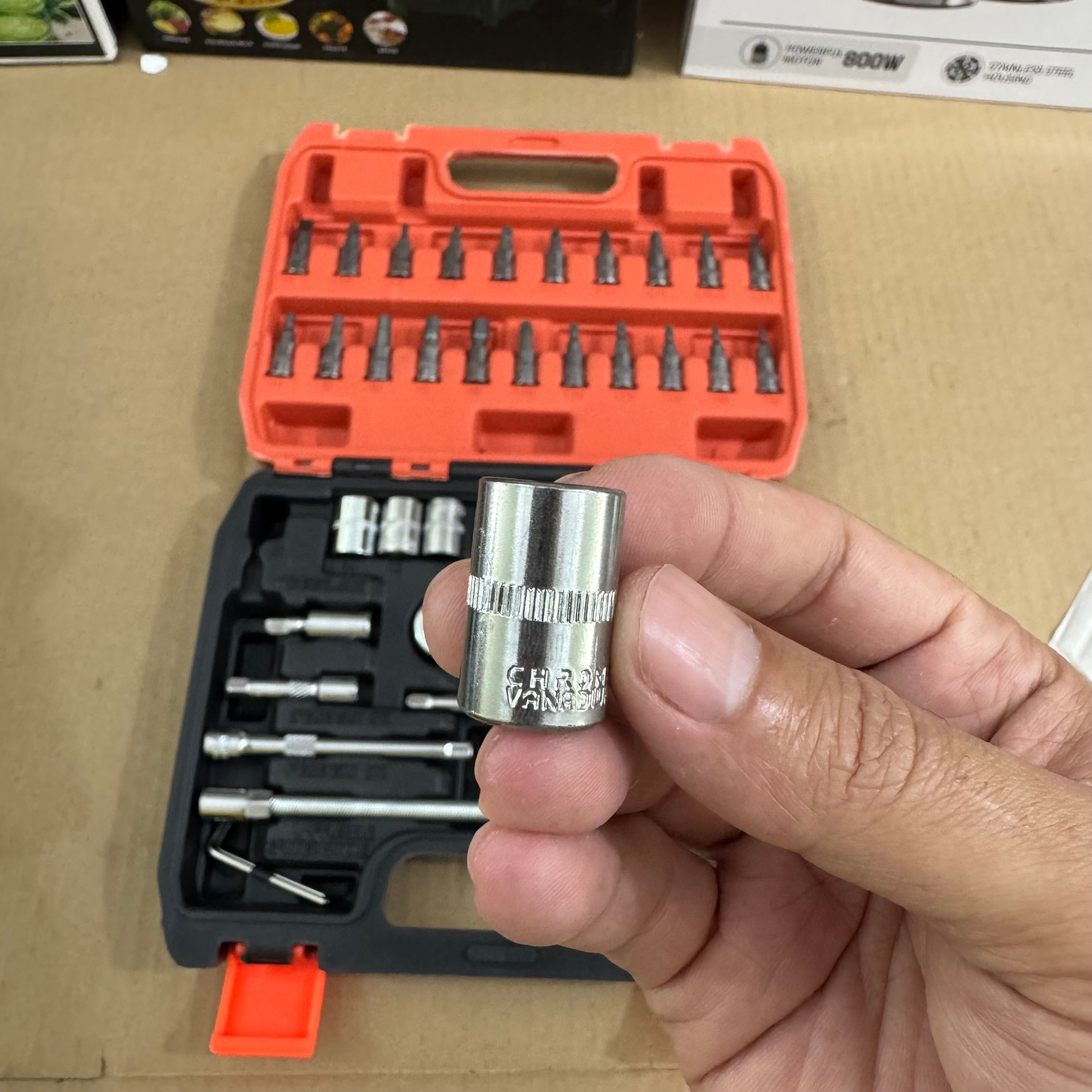 ShunDa 46-Piece 1/4" DR. Socket Set  Lot Imported