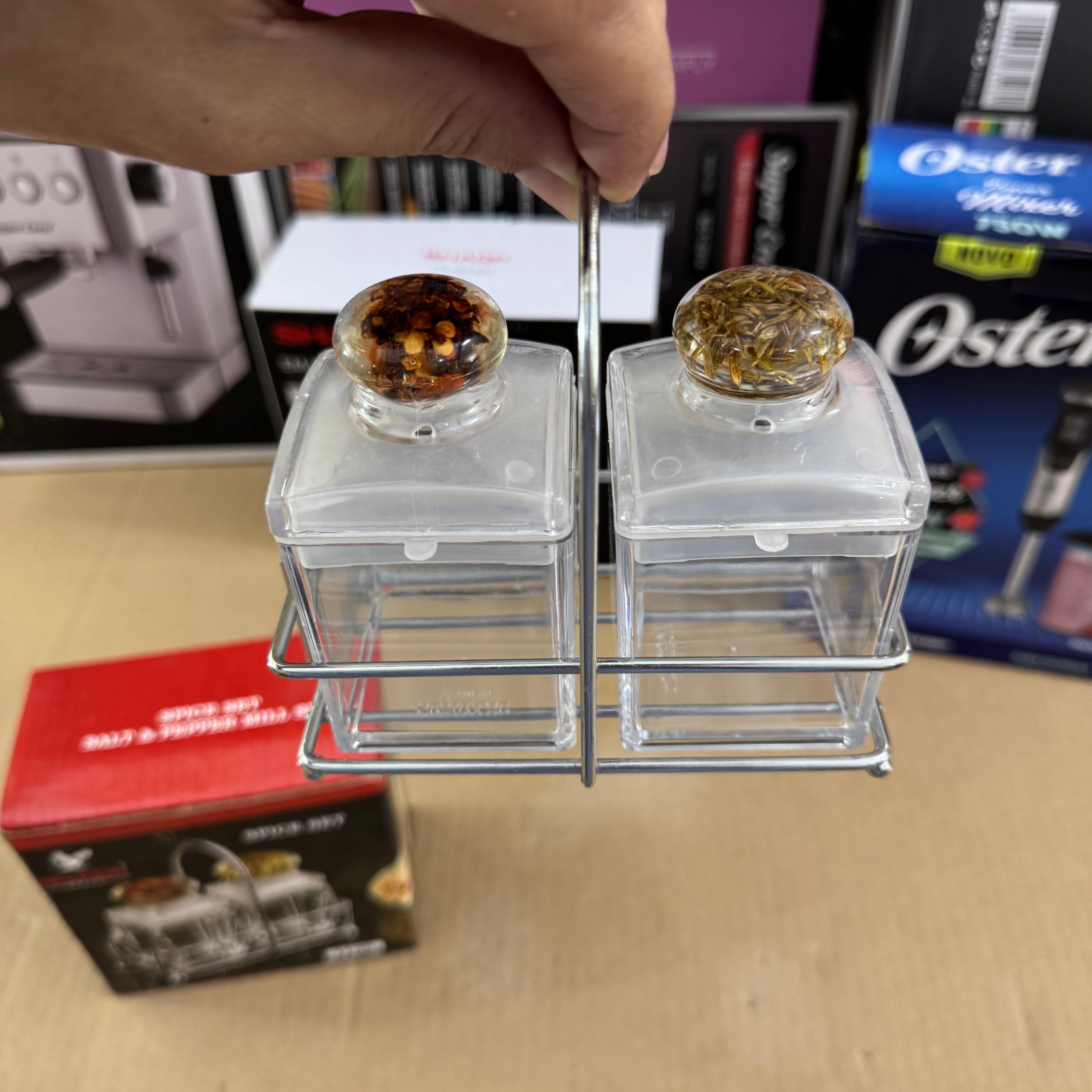Falcon Brand 2-Piece Glass Spice Set