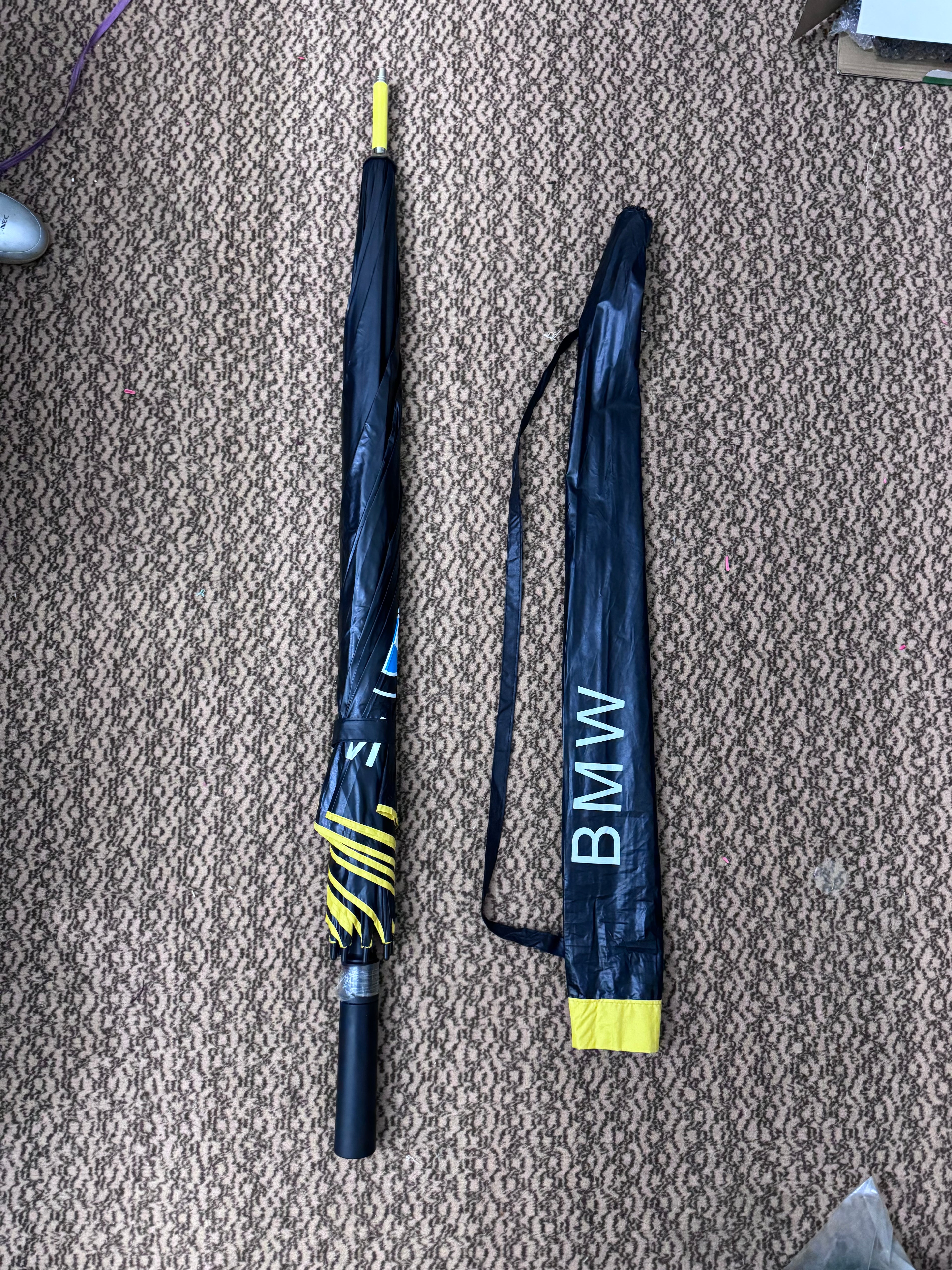 BMW Motorsport 3-Person Umbrella – Lot Imported