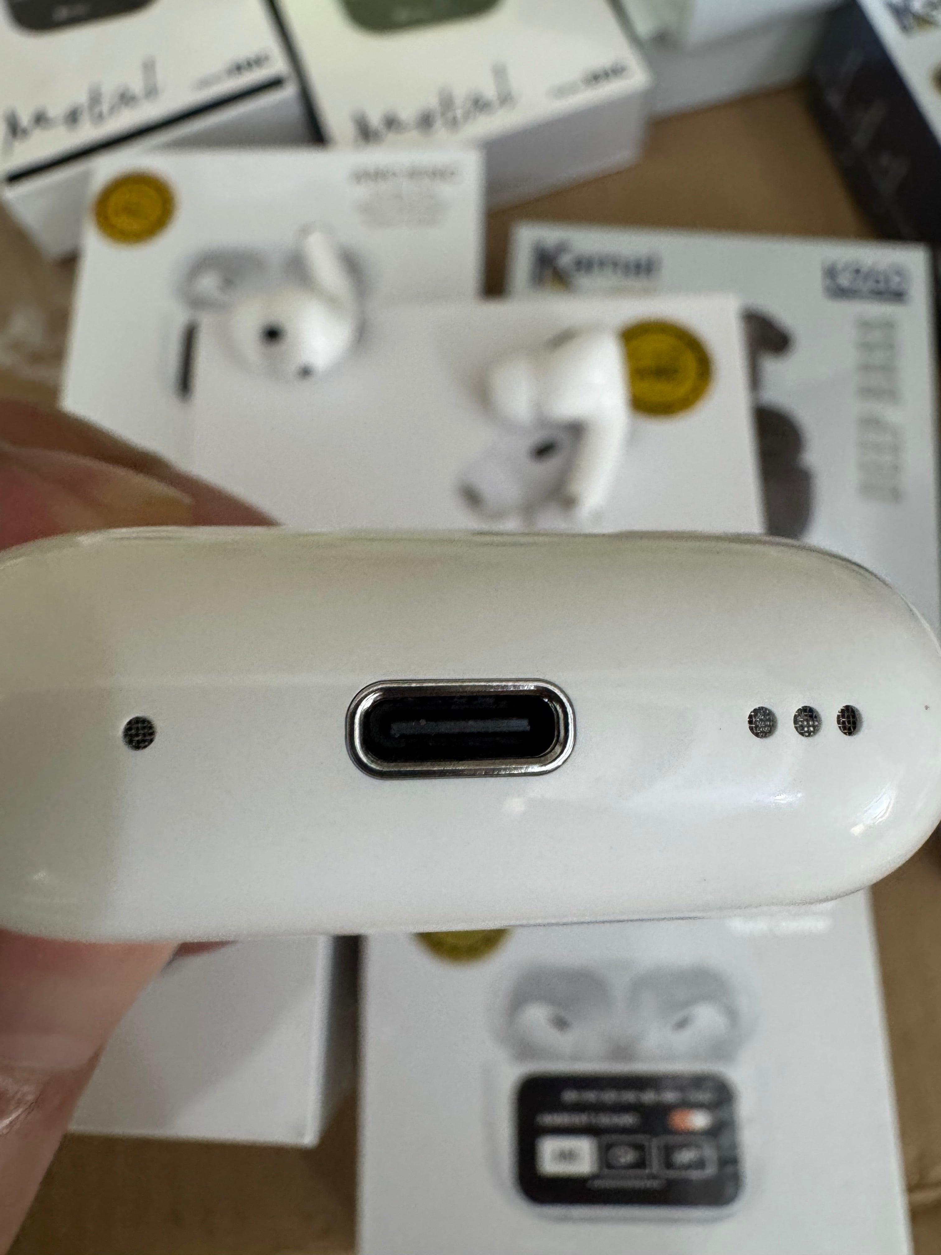 AirPods Pro (2nd Gen) with MagSafe Case (USB-C) – Active Noise Cancellation