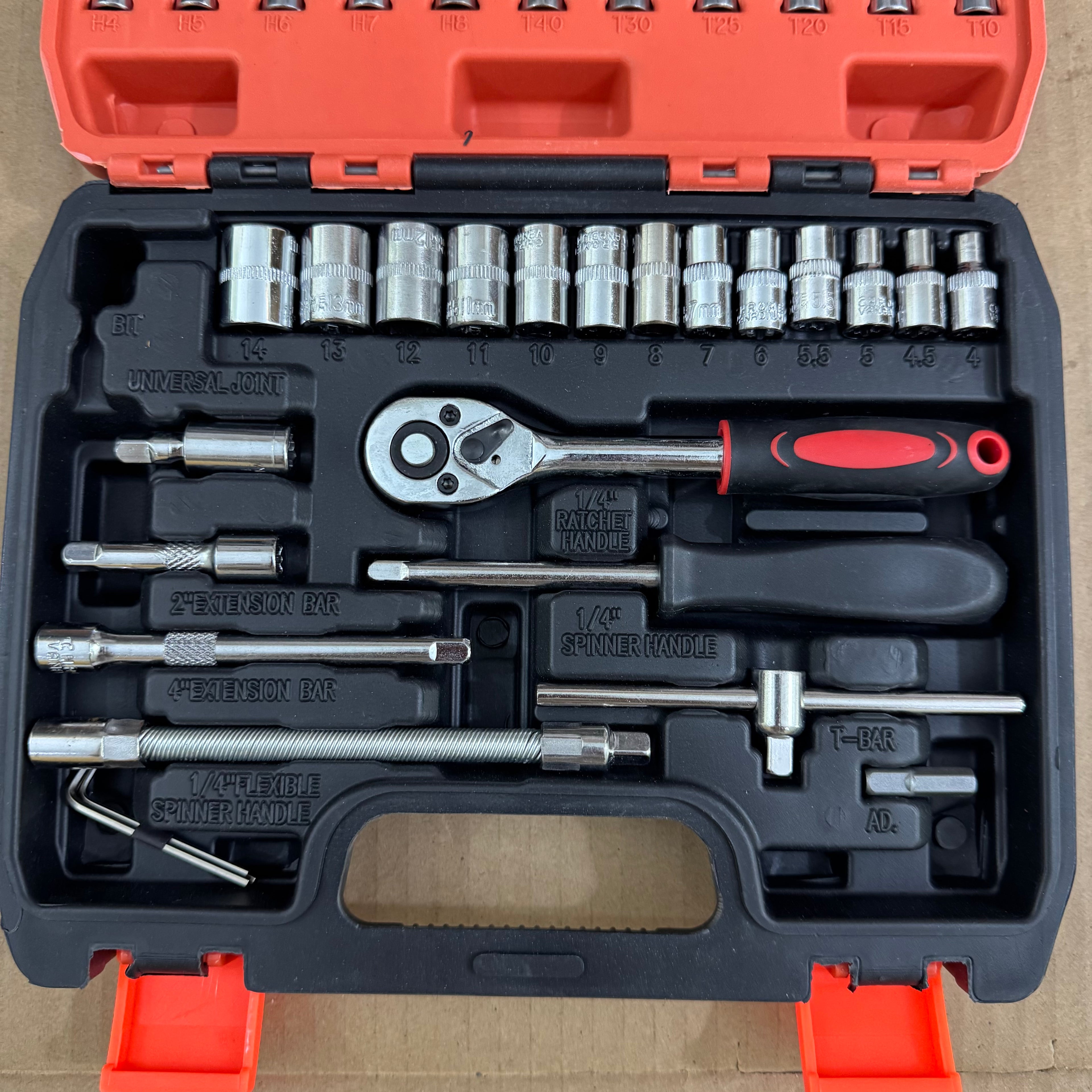 ShunDa 46-Piece 1/4" DR. Socket Set  Lot Imported