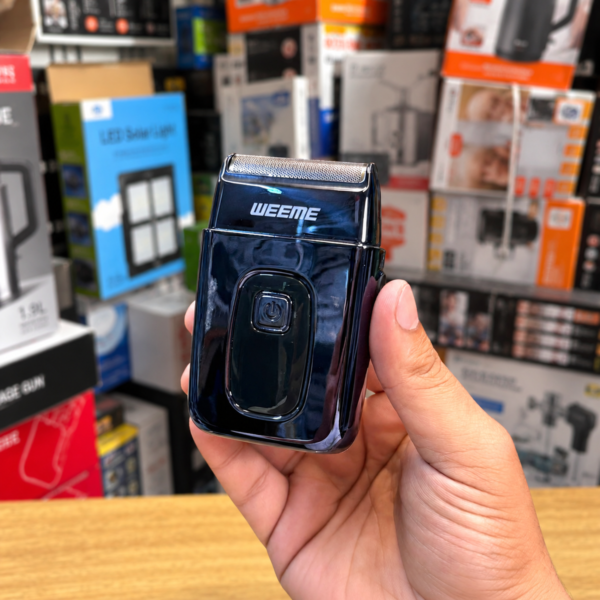 WEEME WM-306 USB Rechargeable Electric Shaver