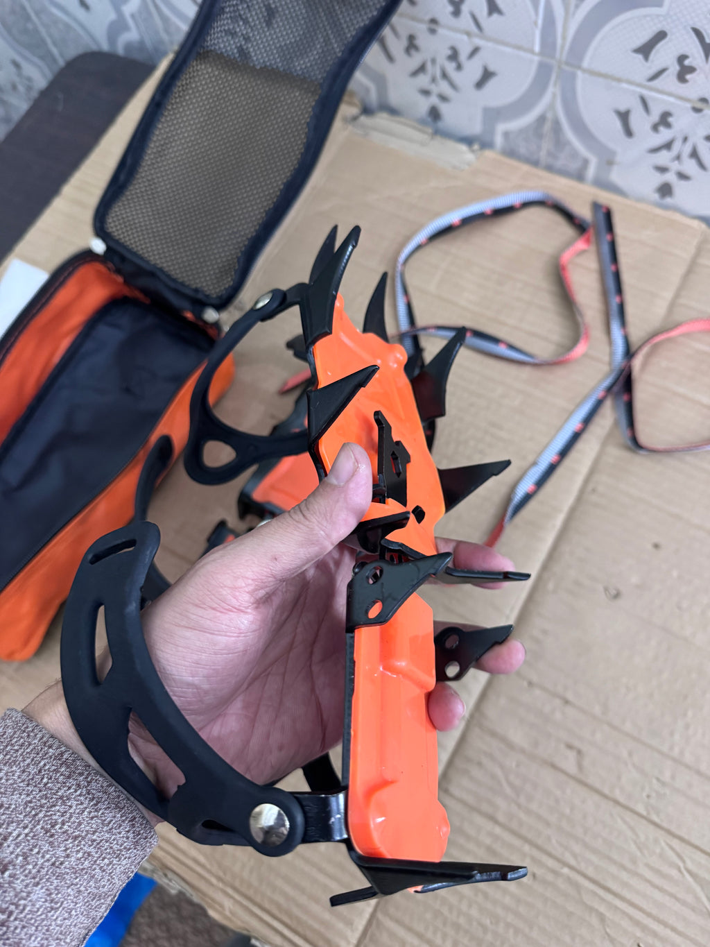 LOT Imported Anti-Slip Ice Snow Cleats Crampons (Pair for 1 Person) – Travel & Hiking