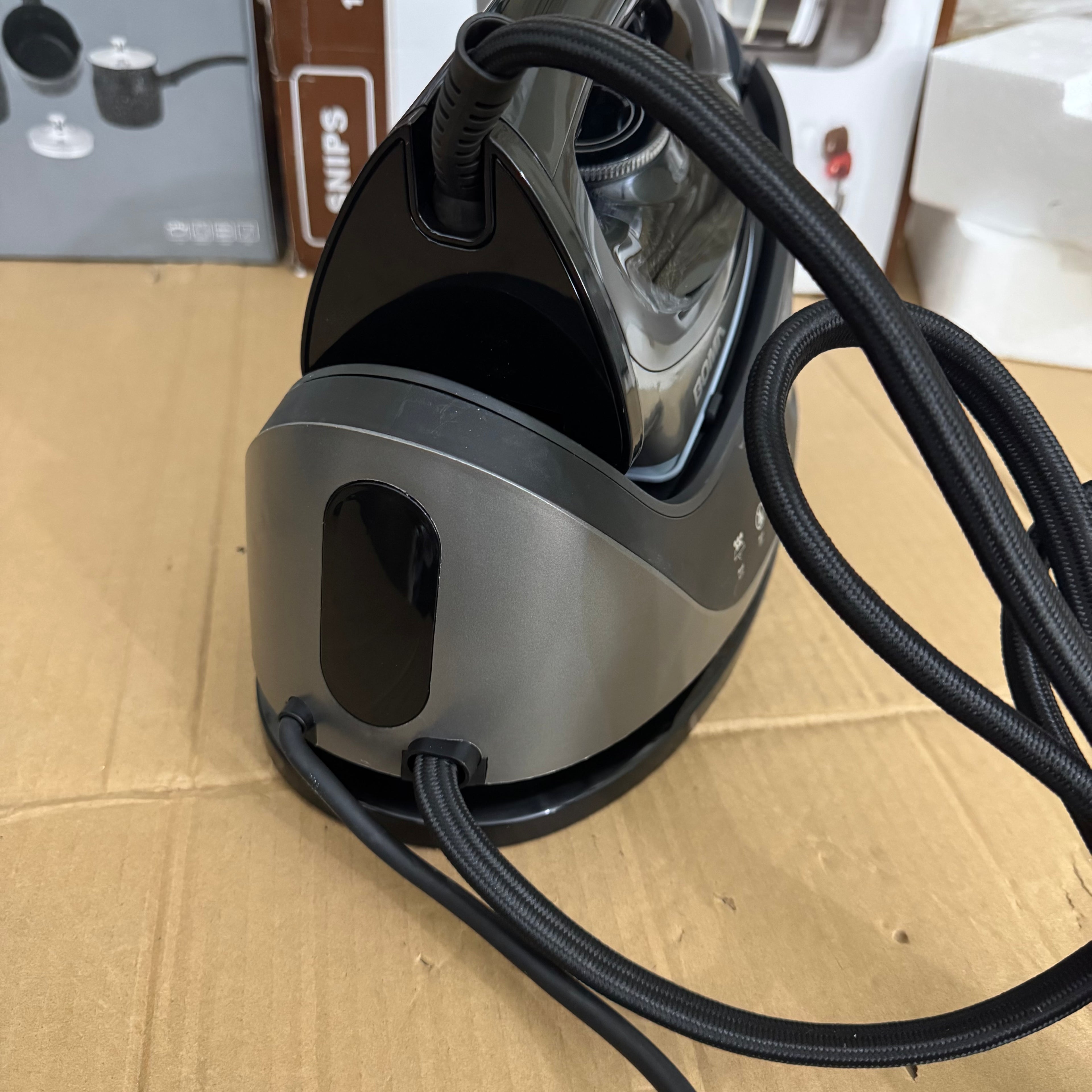 BOMA BM-199L Pressure Steam Electric Iron – German Technology, Lot Imported (2250W)