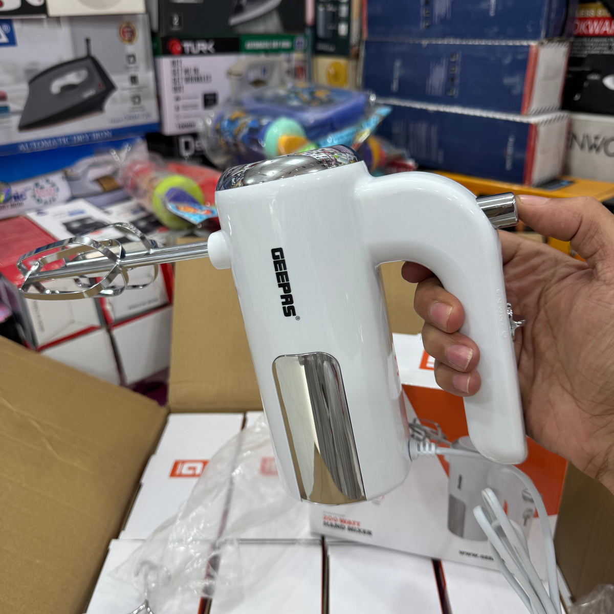 Geepas 200W Hand Mixer – Model GHM43055P