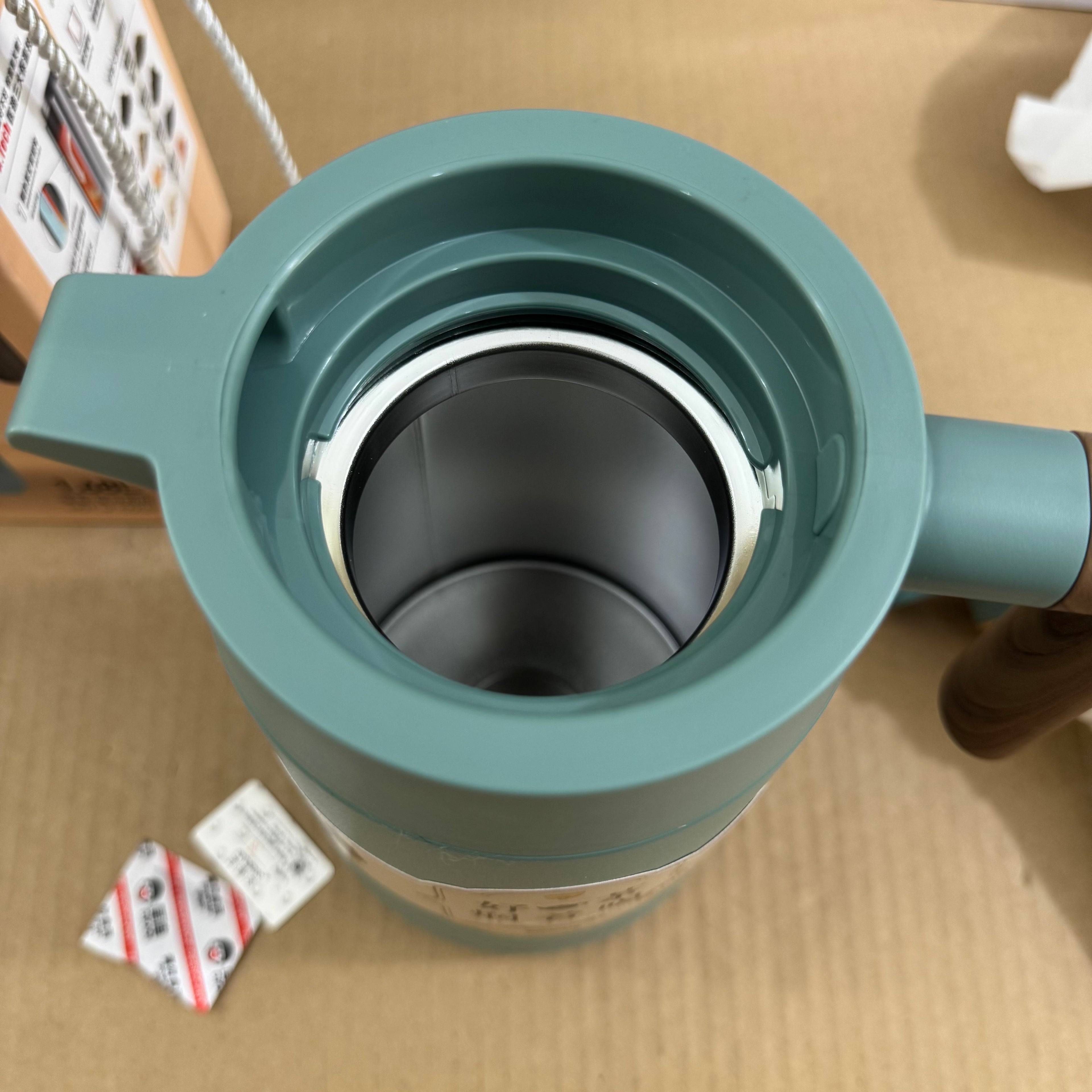 D.KADI Insulated Thermal Pot - 1.68L  Lot Imported