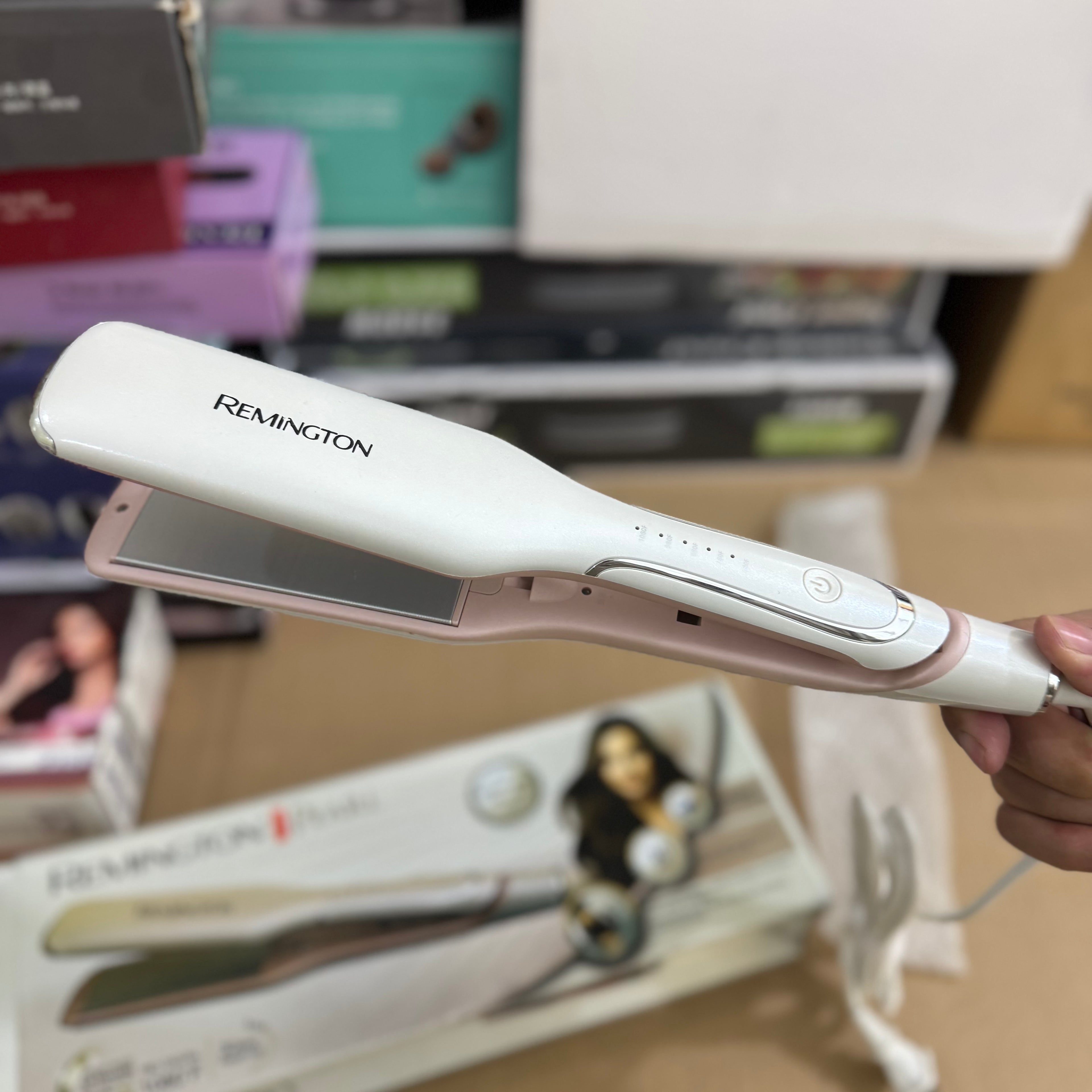 Remington Pearl Pro Digital Hair Straightener - Model S9500 Lot Imported