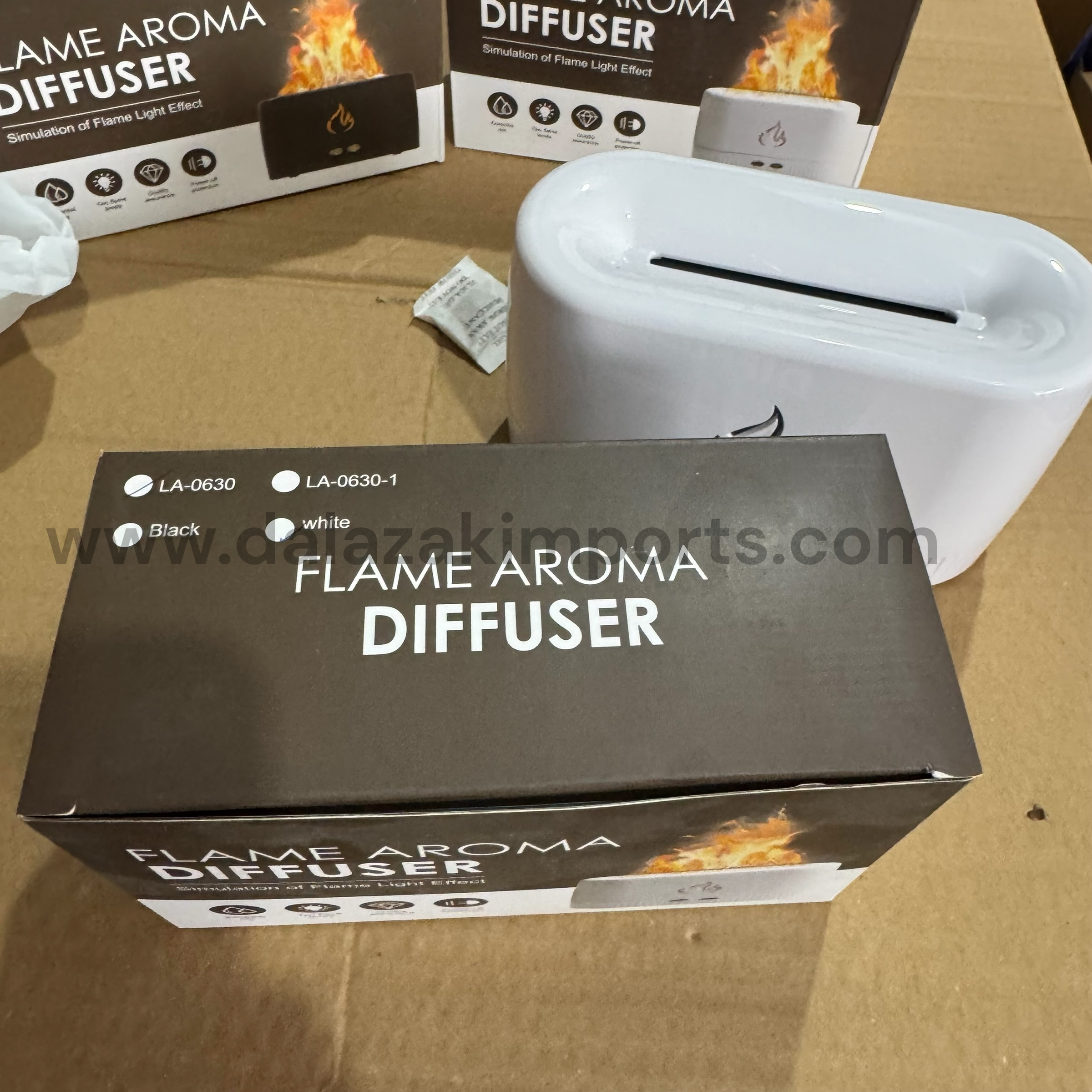 Flame Aroma Diffuser & Essential Oil Humidifier – Ultrasonic Mist Maker with Simulation Fire Light Effect