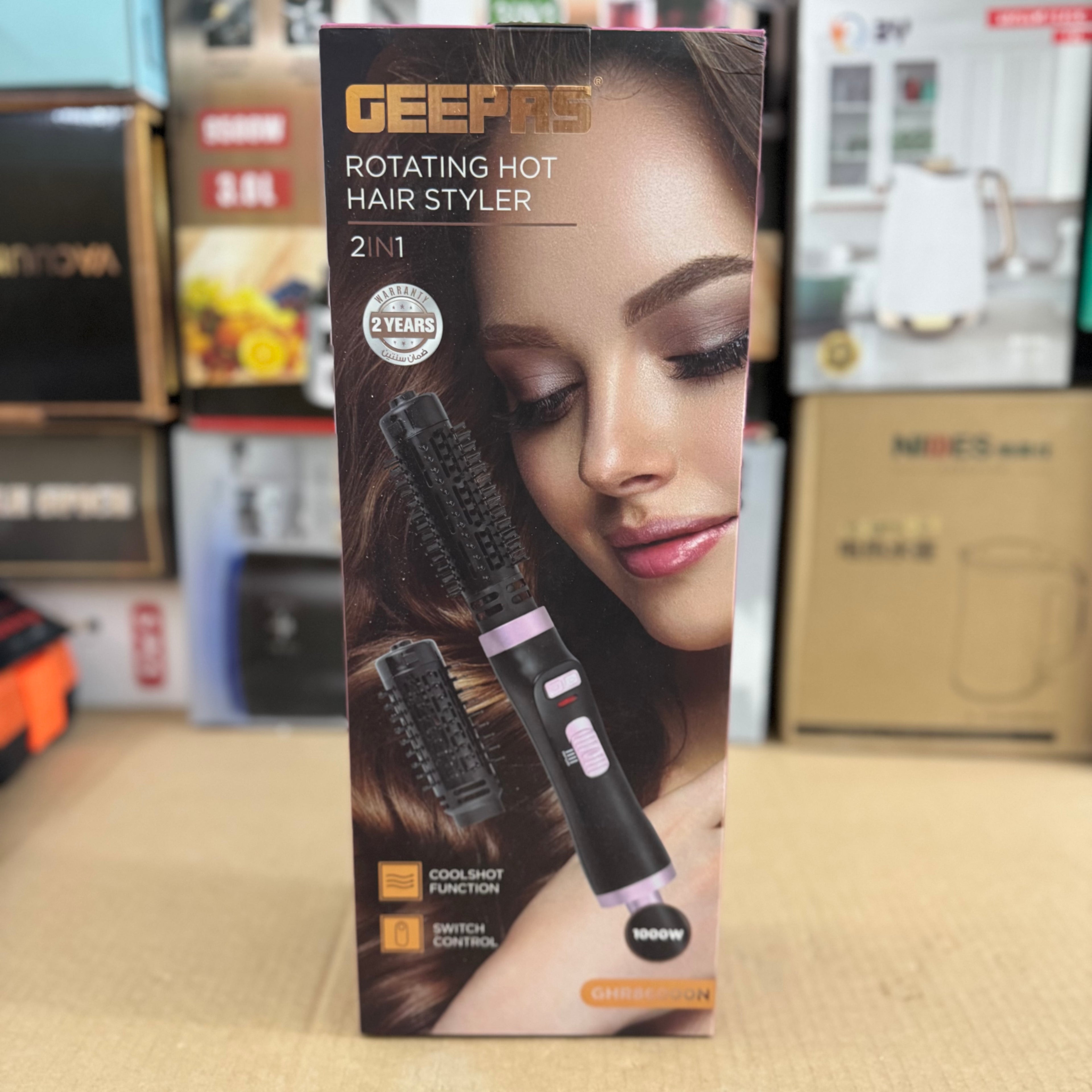 Geepas 1000W Rotating Hot Hair Styler GHR86000N