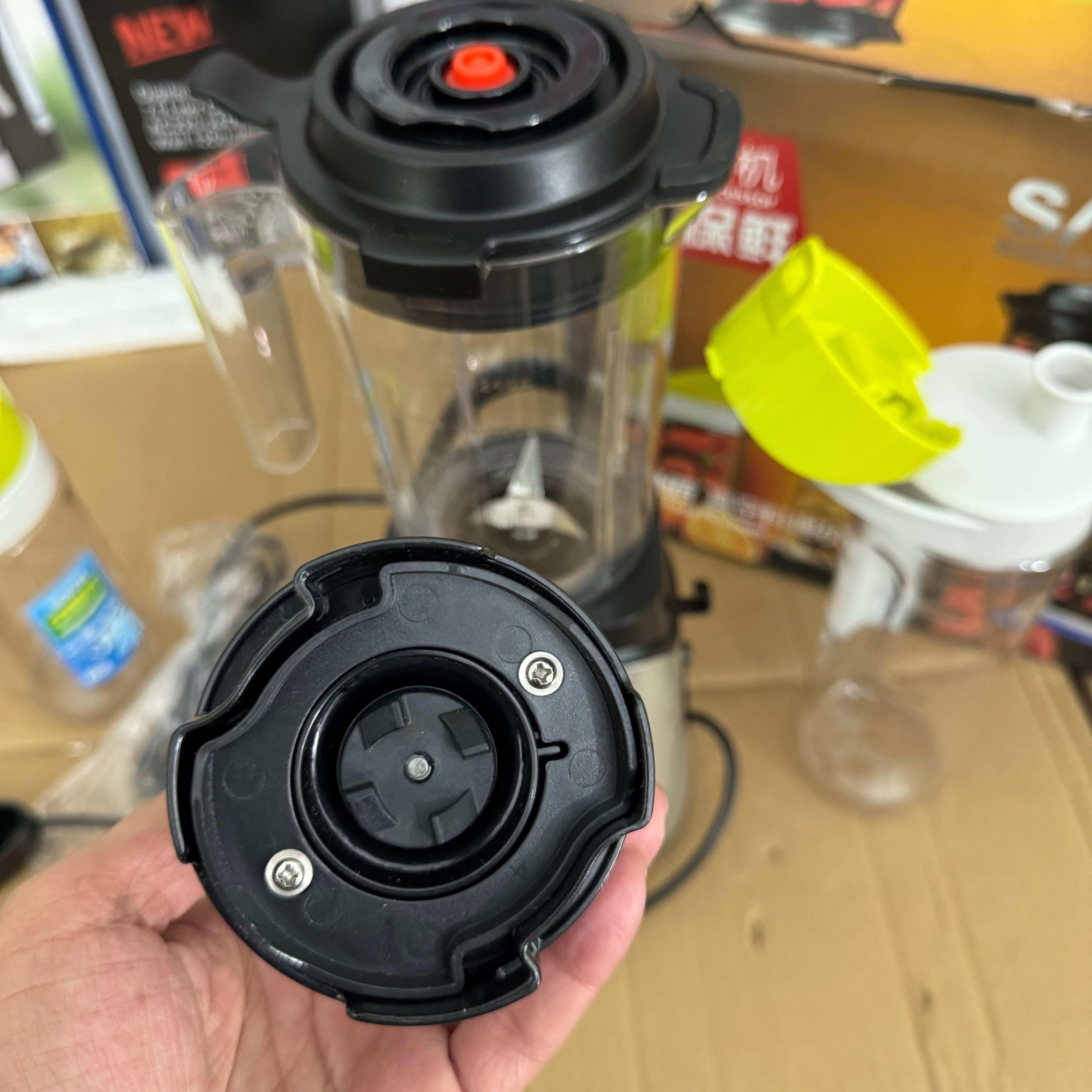 SAVTM Multifunctional Personal Blender – Lot Imported