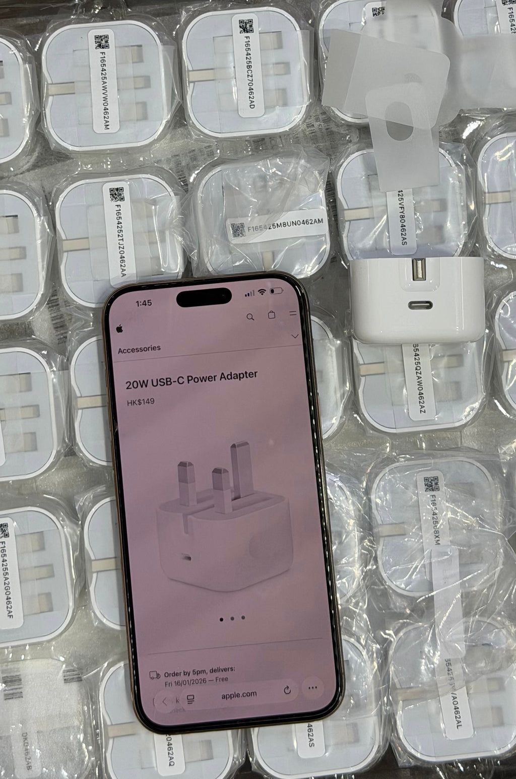 NFC 20W USB-C Fast Charging Power Adapter – UK 3-Pin Plug