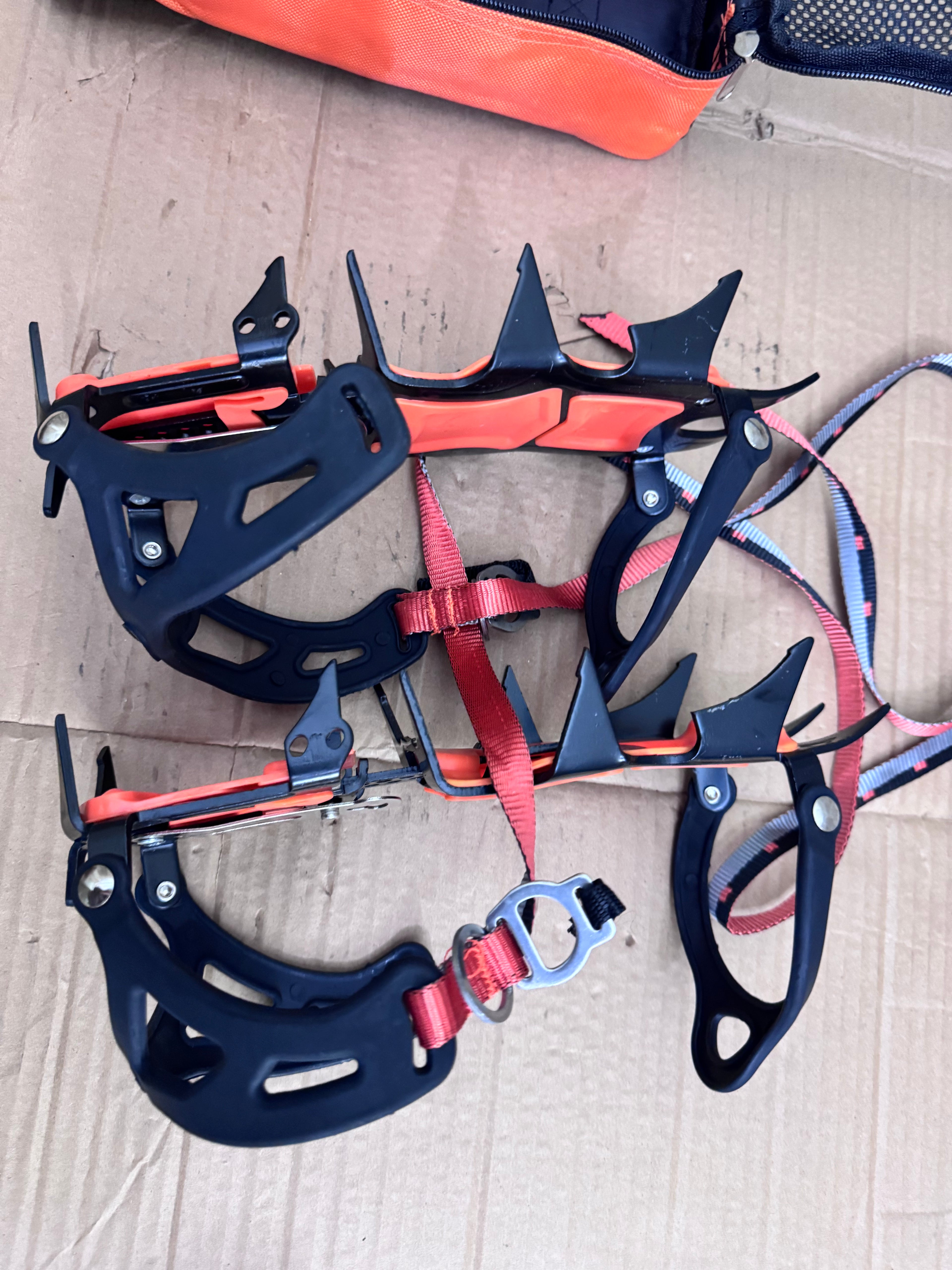 LOT Imported Anti-Slip Ice Snow Cleats Crampons (Pair for 1 Person) – Travel & Hiking