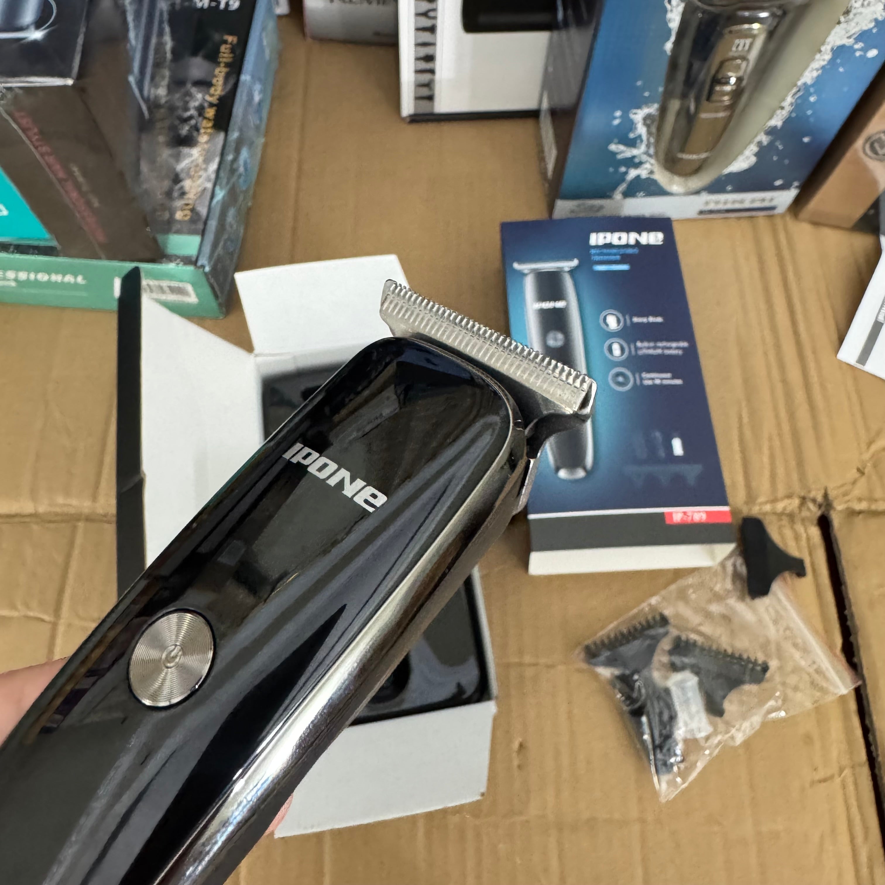 Lot Imported Ipone IP-789 Rechargeable Trimmer - 90 Min Use Cordless Hair Clipper