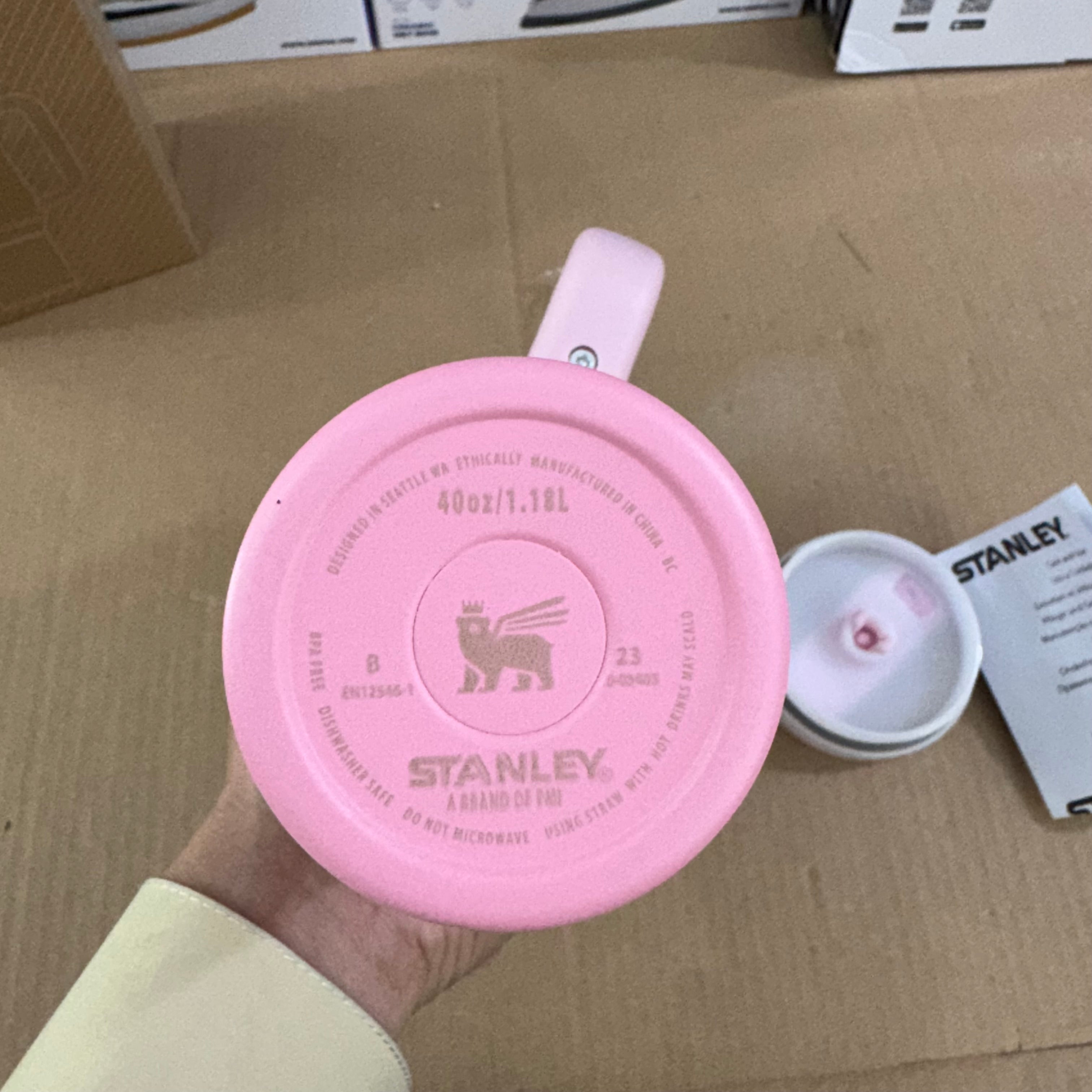 Stanley Quencher H2.0 FlowState™ Tumbler (40oz) – Rose Floral Edition Lot Imported