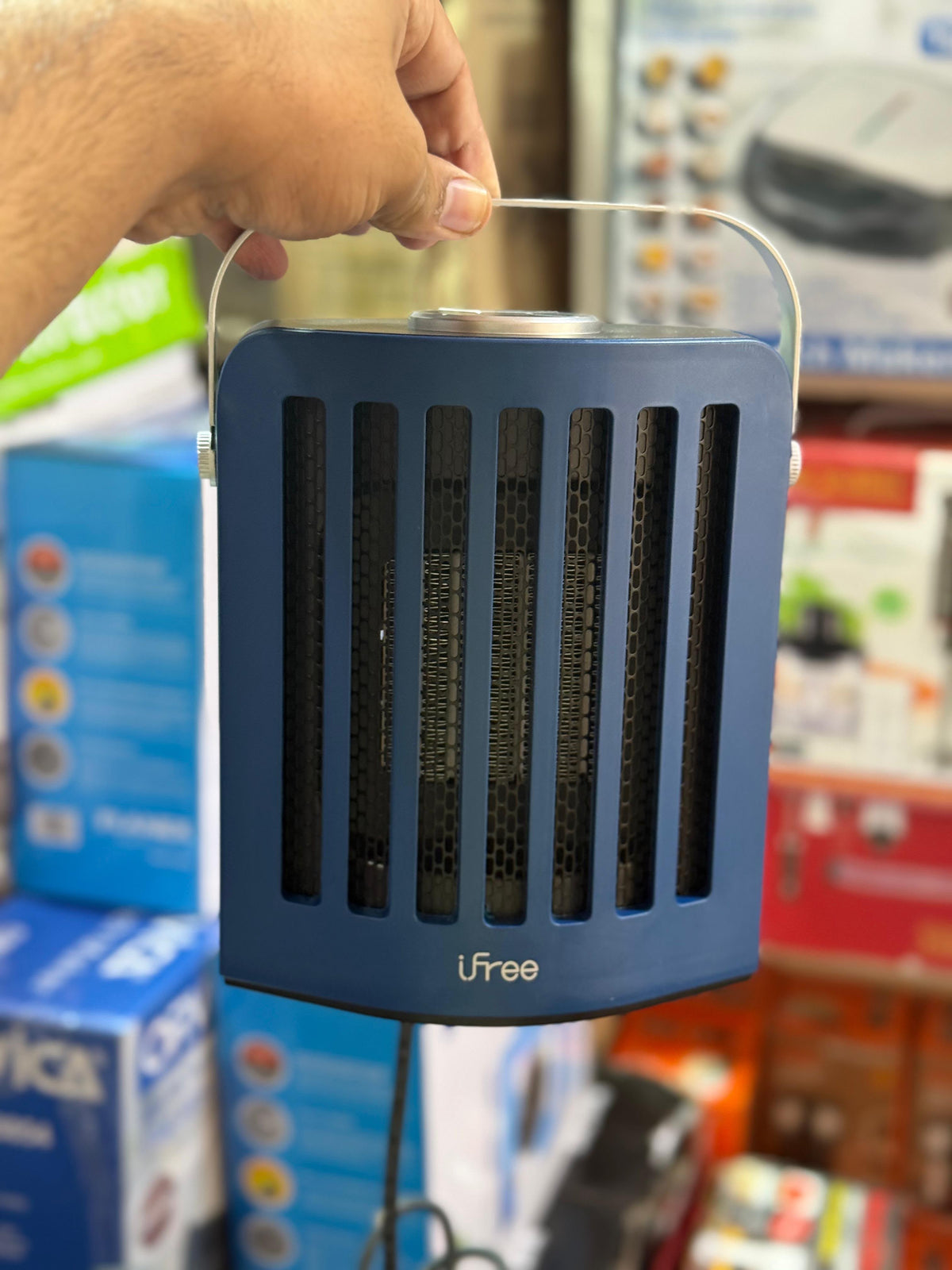 iFree Mini Electric Heater 950W – Portable PTC Ceramic Room Heater with Timer & Oscillation