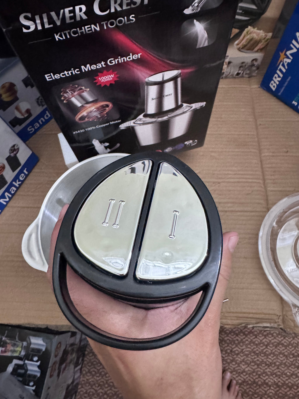 Silver Crest Electric Meat Grinder 1000W – 3.0L Bowl | Lot Imported | Pakistan