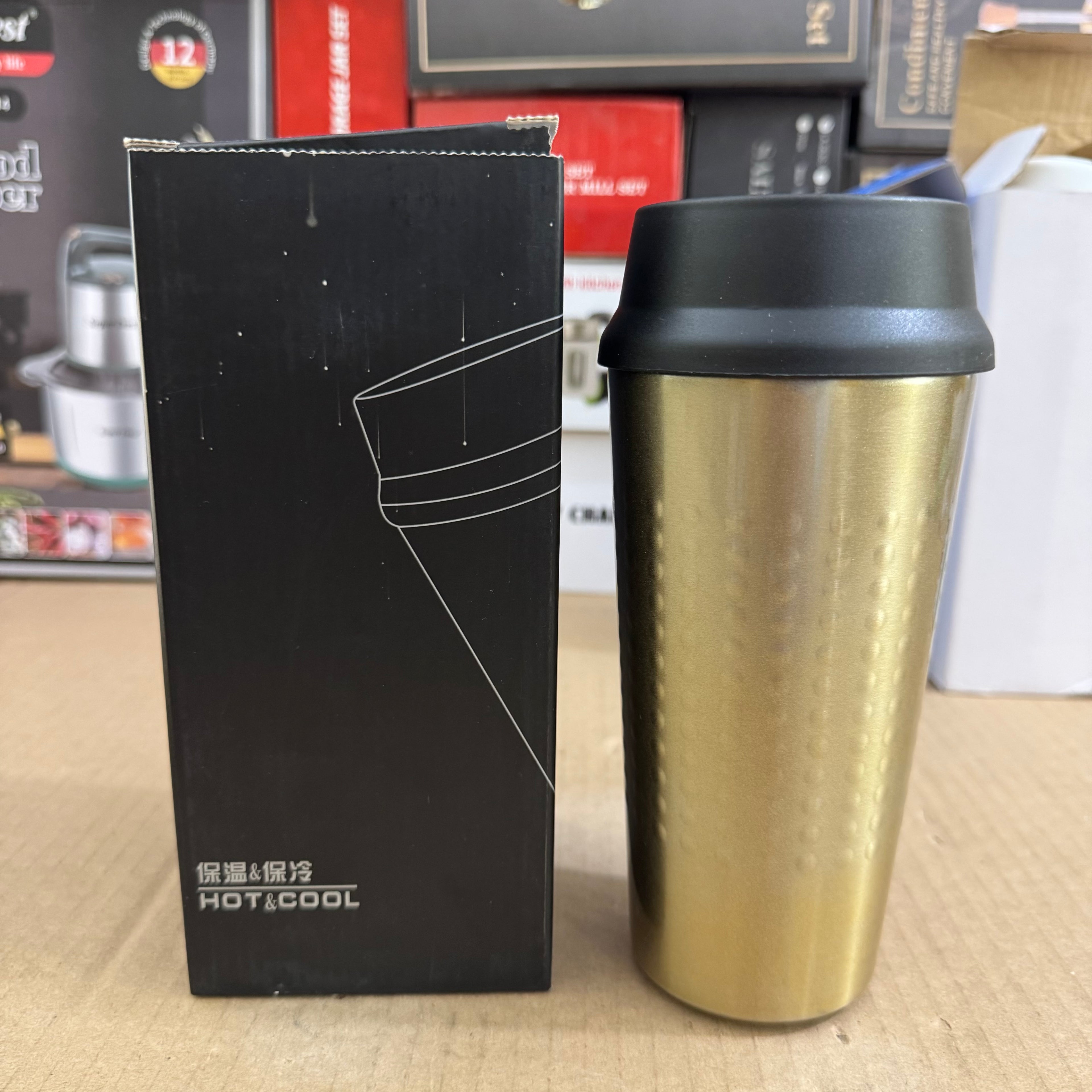 Luxury Gold Vacuum Insulated Coffee Mug - 450ml Hot & Cool
