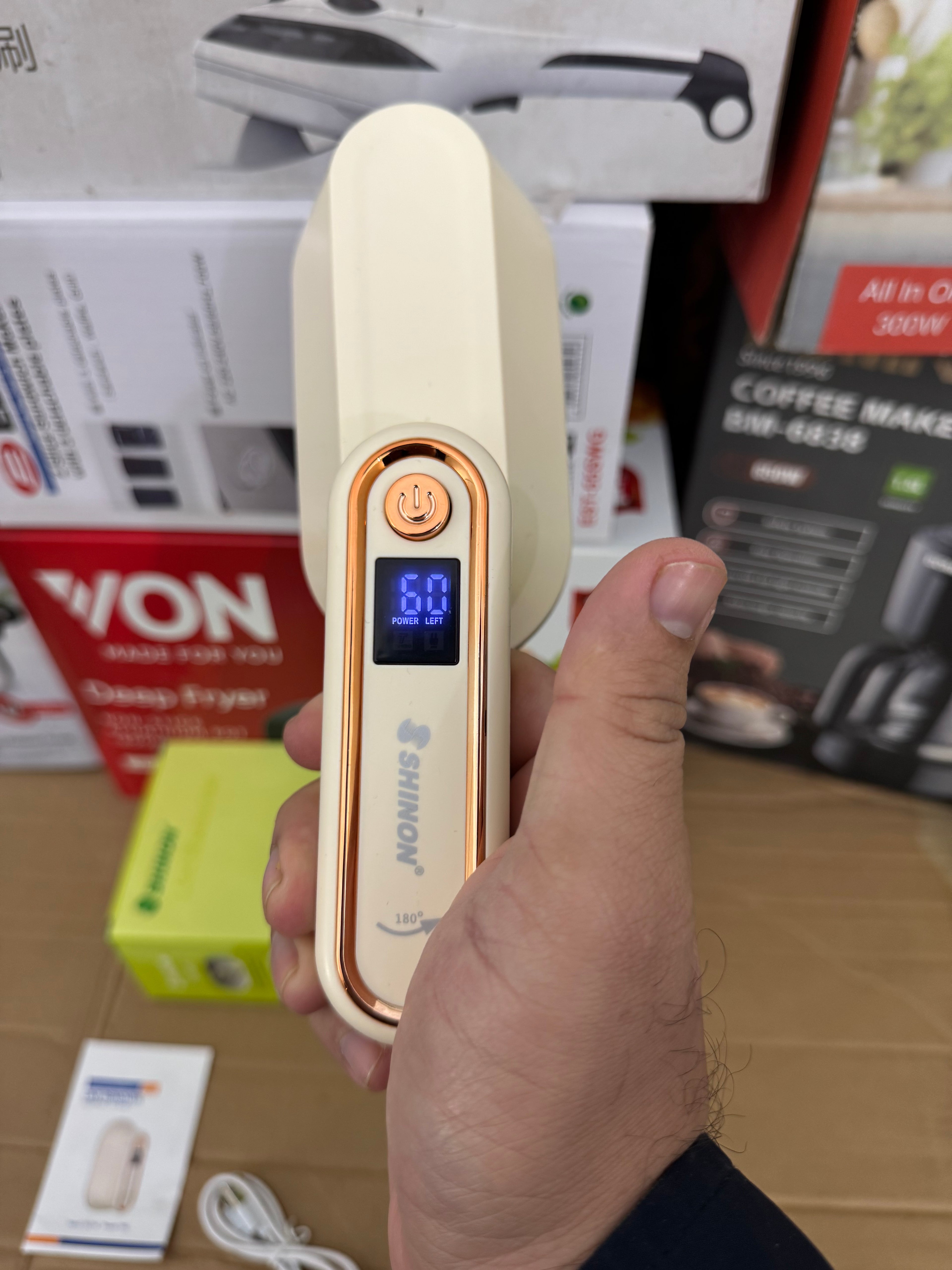 SHINON S-3913 Rechargeable Fabric Shaver | Digital Display Lint & Fuzz Remover