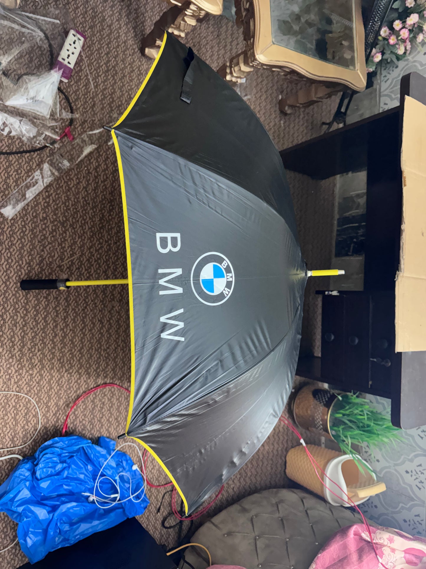 BMW Motorsport 3-Person Umbrella – Lot Imported | Large Travel Umbrella