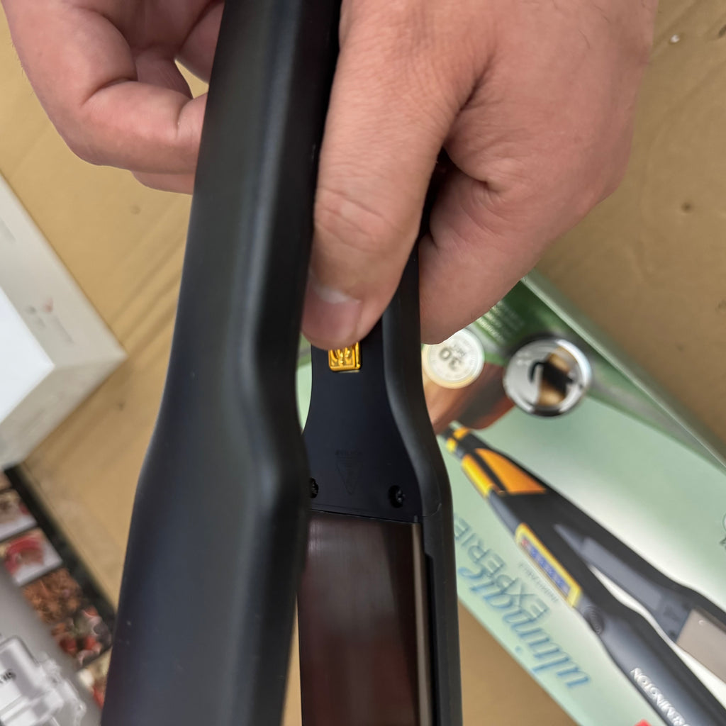 Remington Keratin Protect Intelligent Hair Straightener RM-5201 | Fast Heat, Adjustable Temperature, Ceramic Plates