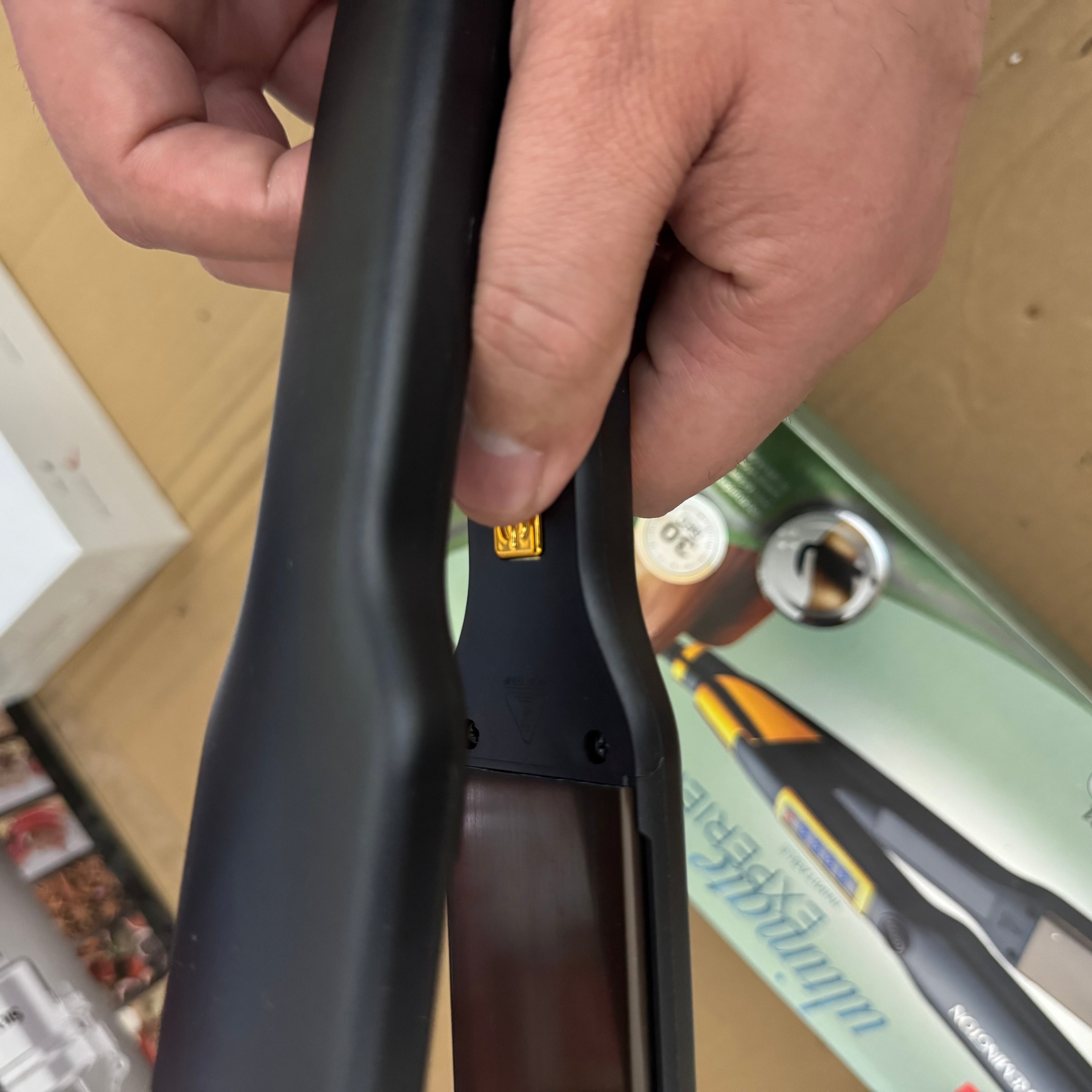 Remington Keratin Protect Intelligent Hair Straightener RM-5201 | Fast Heat, Adjustable Temperature, Ceramic Plates