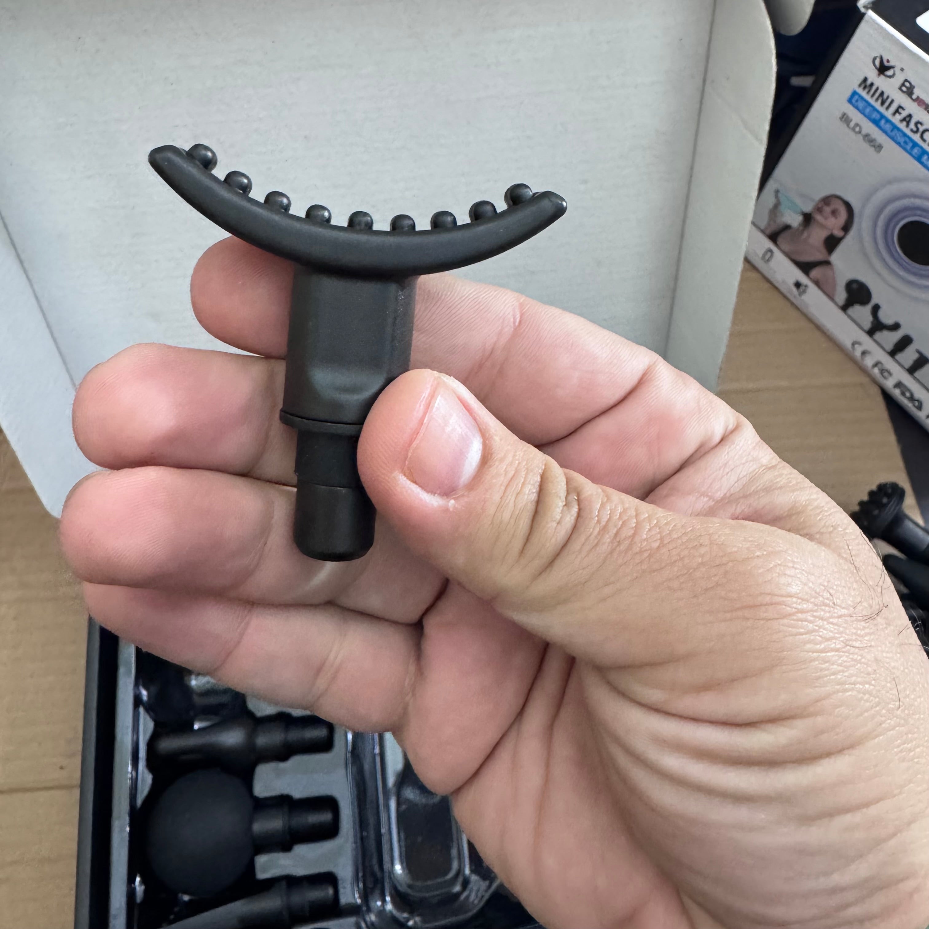 Lot Imported Blueidea LCD Display Fascial Gun – Deep Muscle Massage Gun with 8 Heads