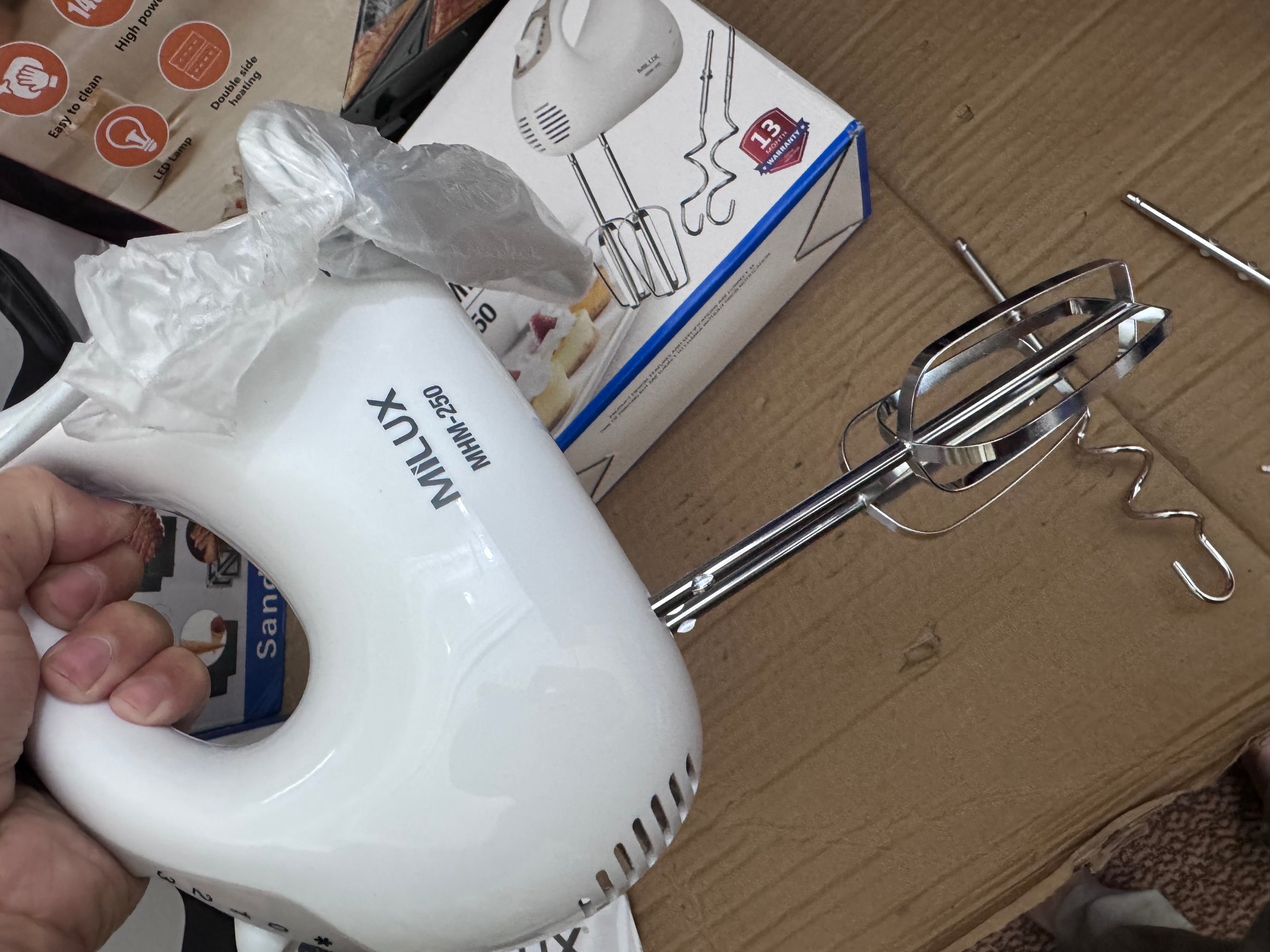 Milux Turbo Hand Mixer MHM-250 (Lot Imported) – Powerful Kitchen Hand Mixer in Pakistan