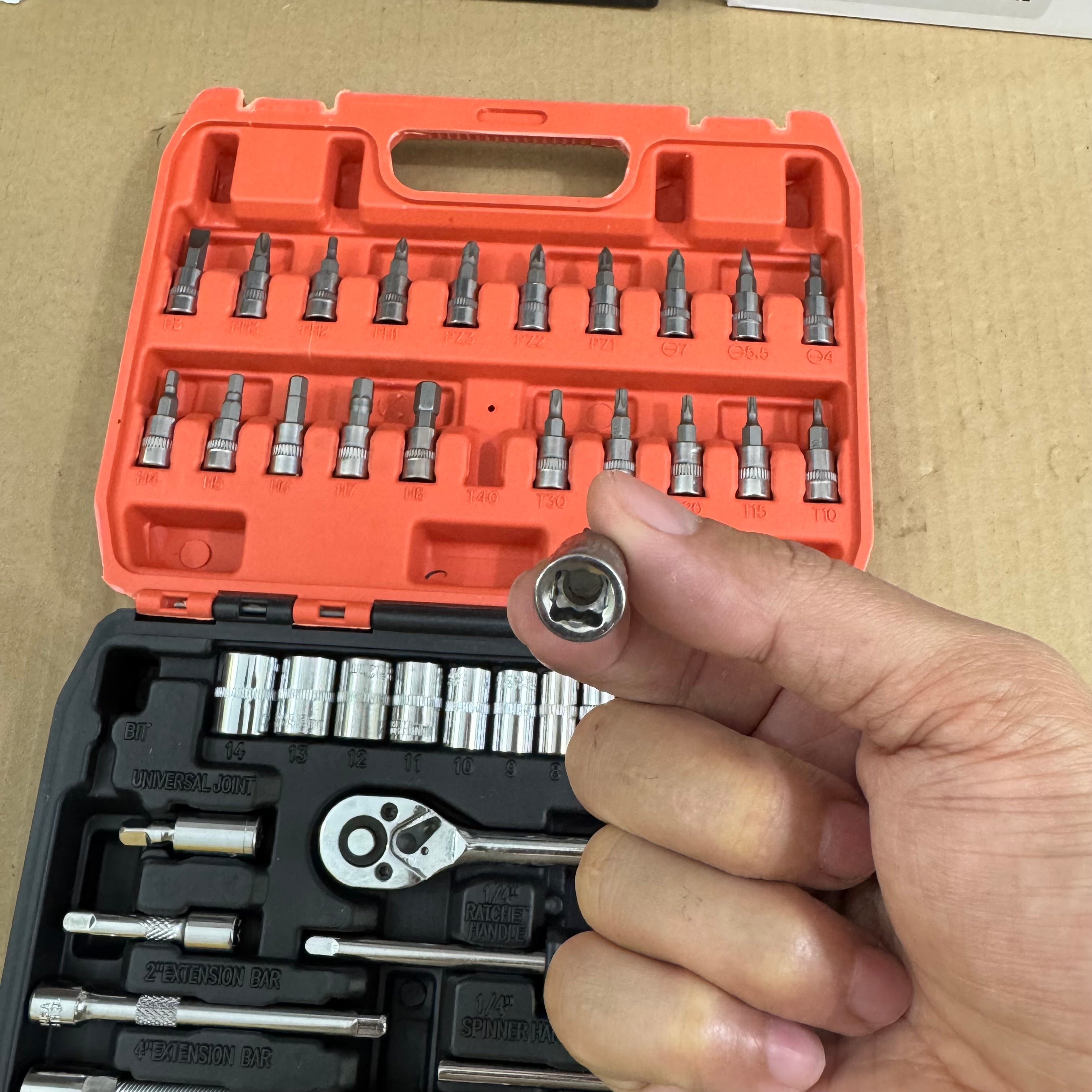 ShunDa 46-Piece 1/4" DR. Socket Set  Lot Imported