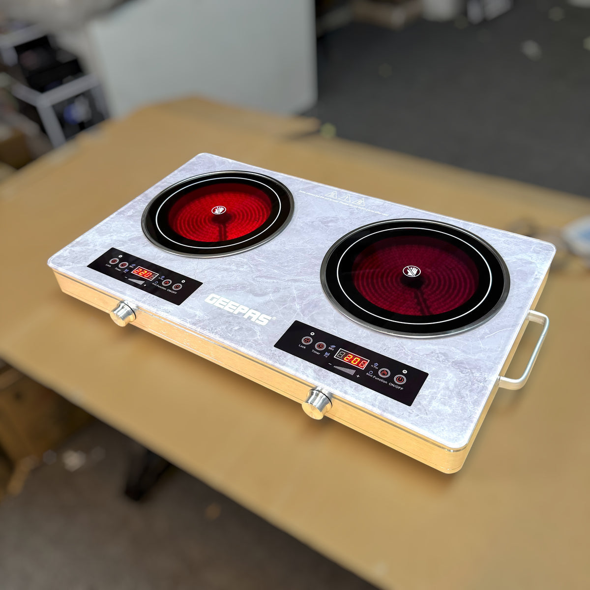 Geepas Double Burner Infrared Stove GIC6134P