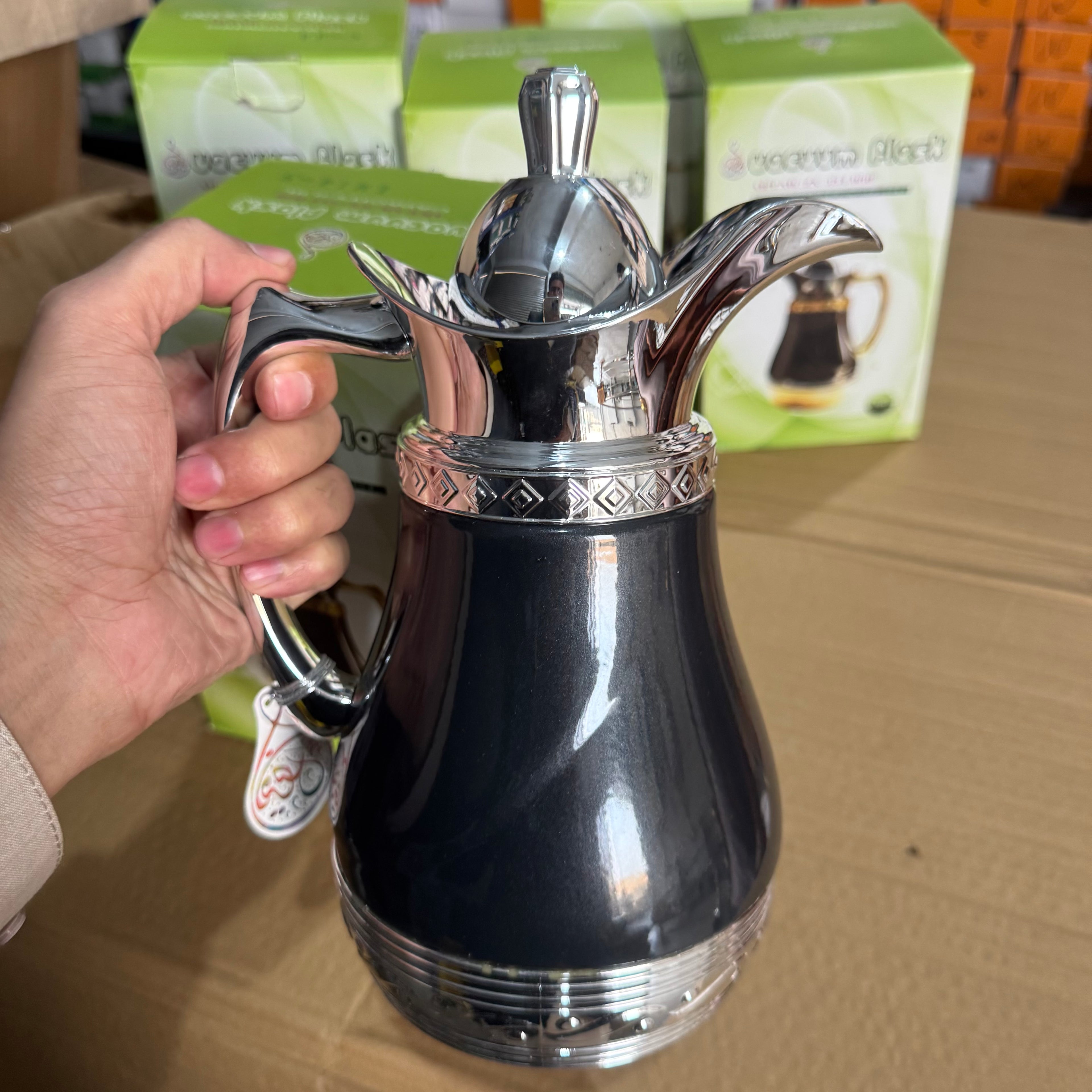 0.5L Premium Vacuum Flask - Insulated Thermal Coffee Carafe with Glass Liner