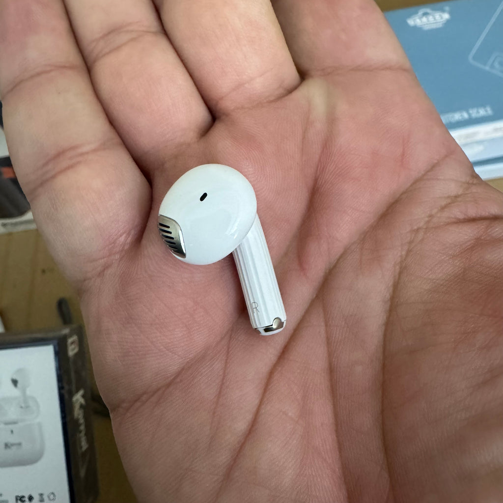 UAE Lot Imported Kamal Saver K940 True Wireless Earphones – Hi-Res Audio