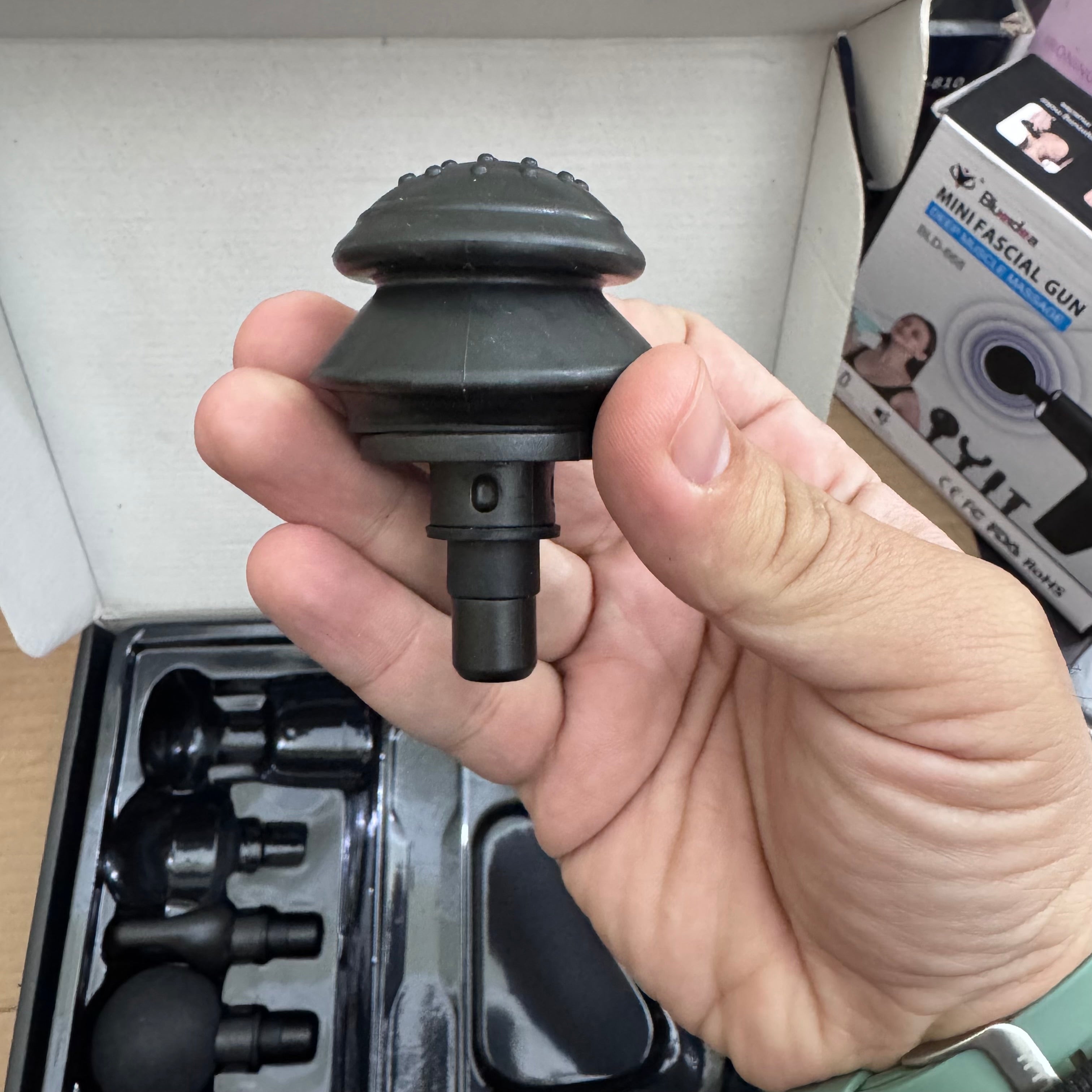 Lot Imported Blueidea LCD Display Fascial Gun – Deep Muscle Massage Gun with 8 Heads