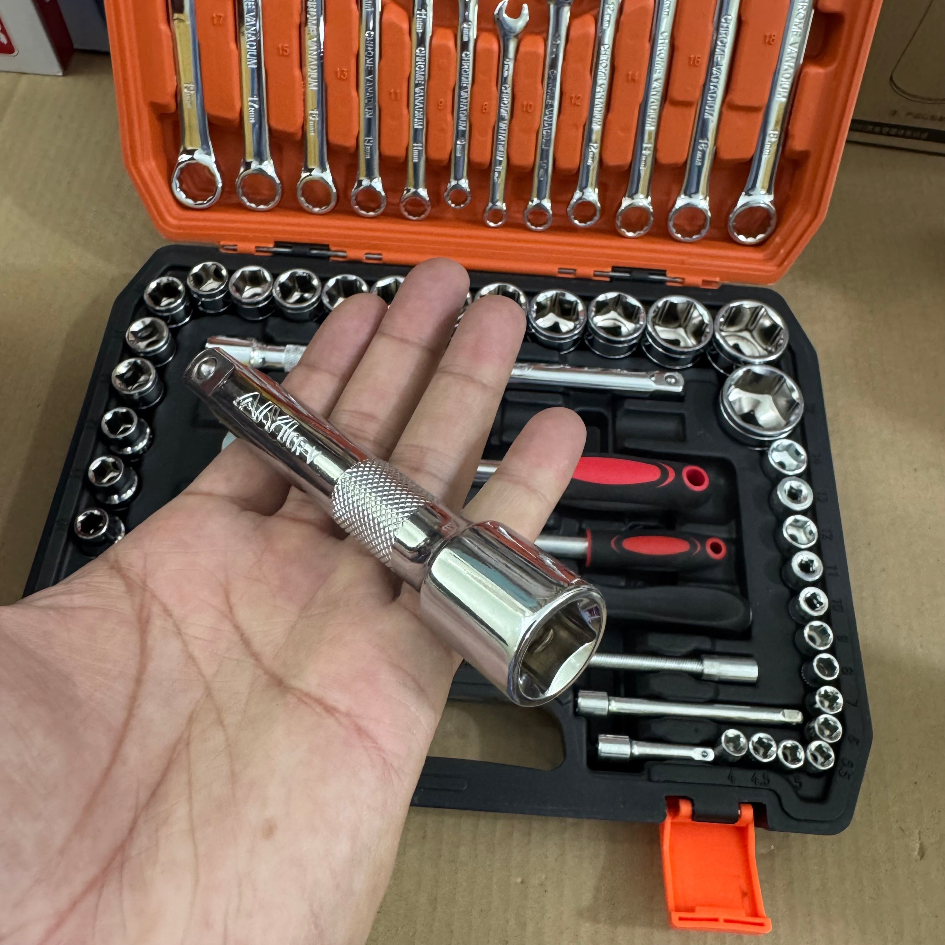 61-Pcs Professional Chrome Vanadium Socket & Wrench Tool Set German
