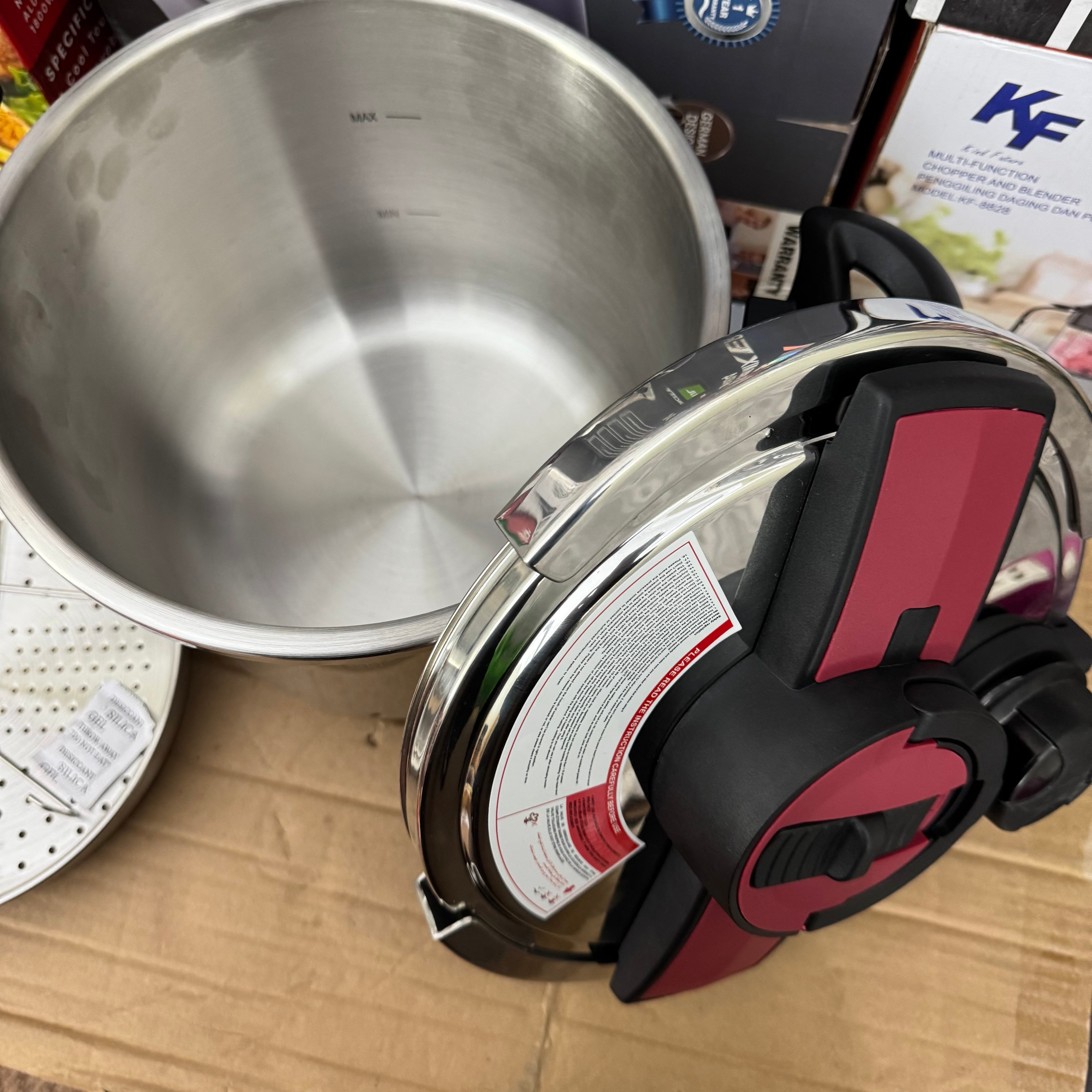 Uniqui 18/10 Stainless Steel Pressure Cooker Set - 8-Piece Multi-Size (5L + 7L) Induction Compatible Cookware with Steamer Basket and Glass Lid