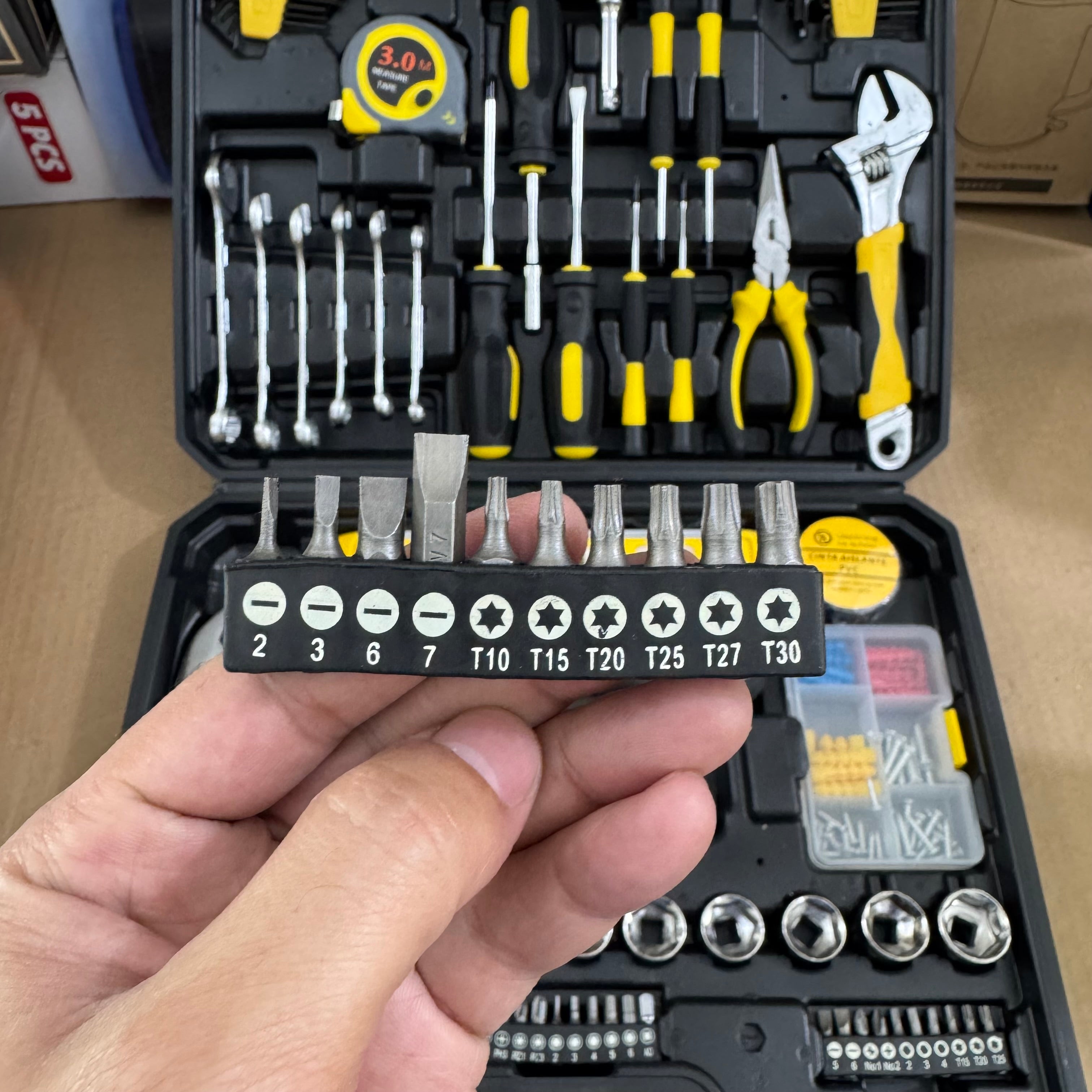 108-Piece Universal Tool Kit - Complete Home DIY Hardware Set with Carry Case German