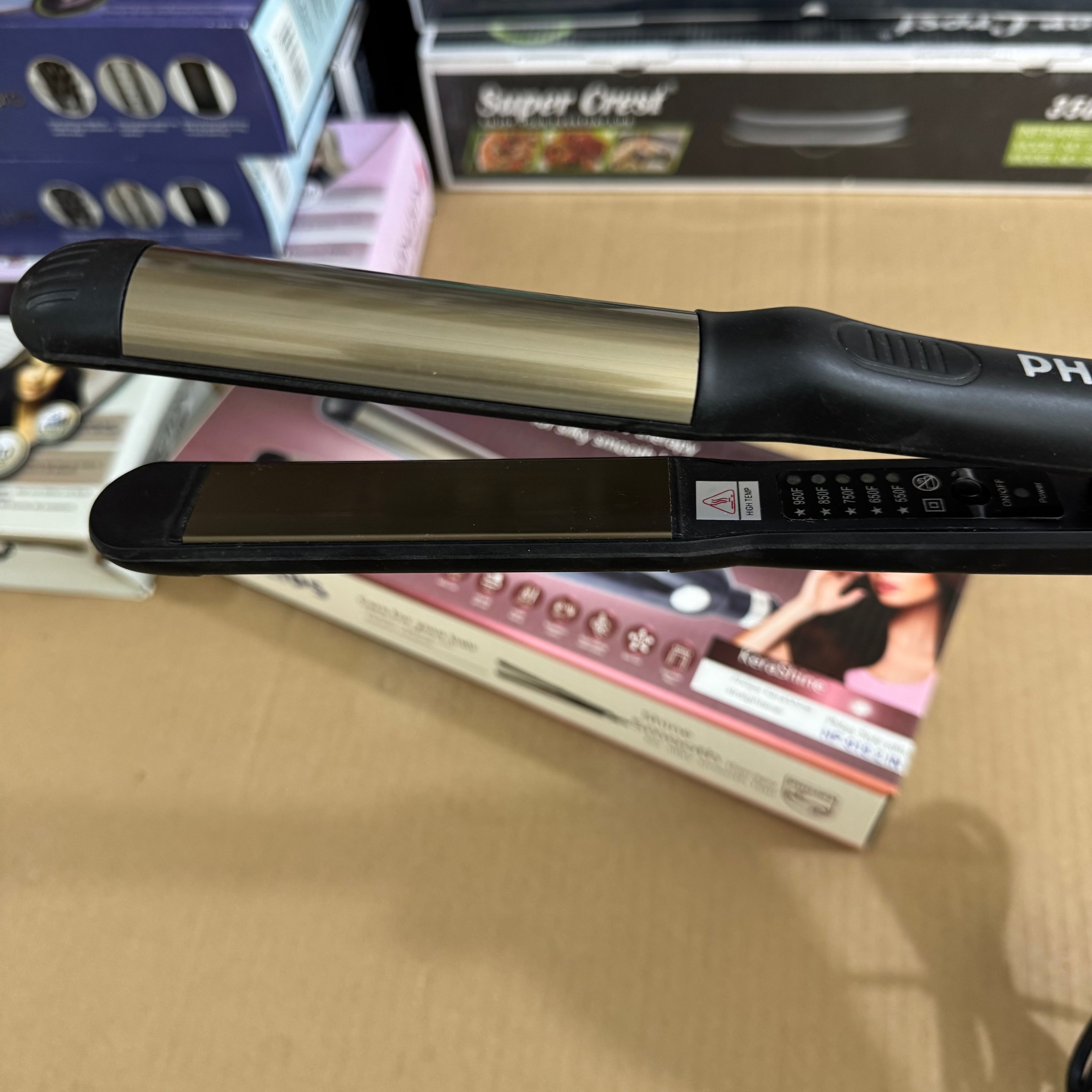 Philips KeraShine Smooth Therapy Hair Straightener -HP-919 - Lot Imported