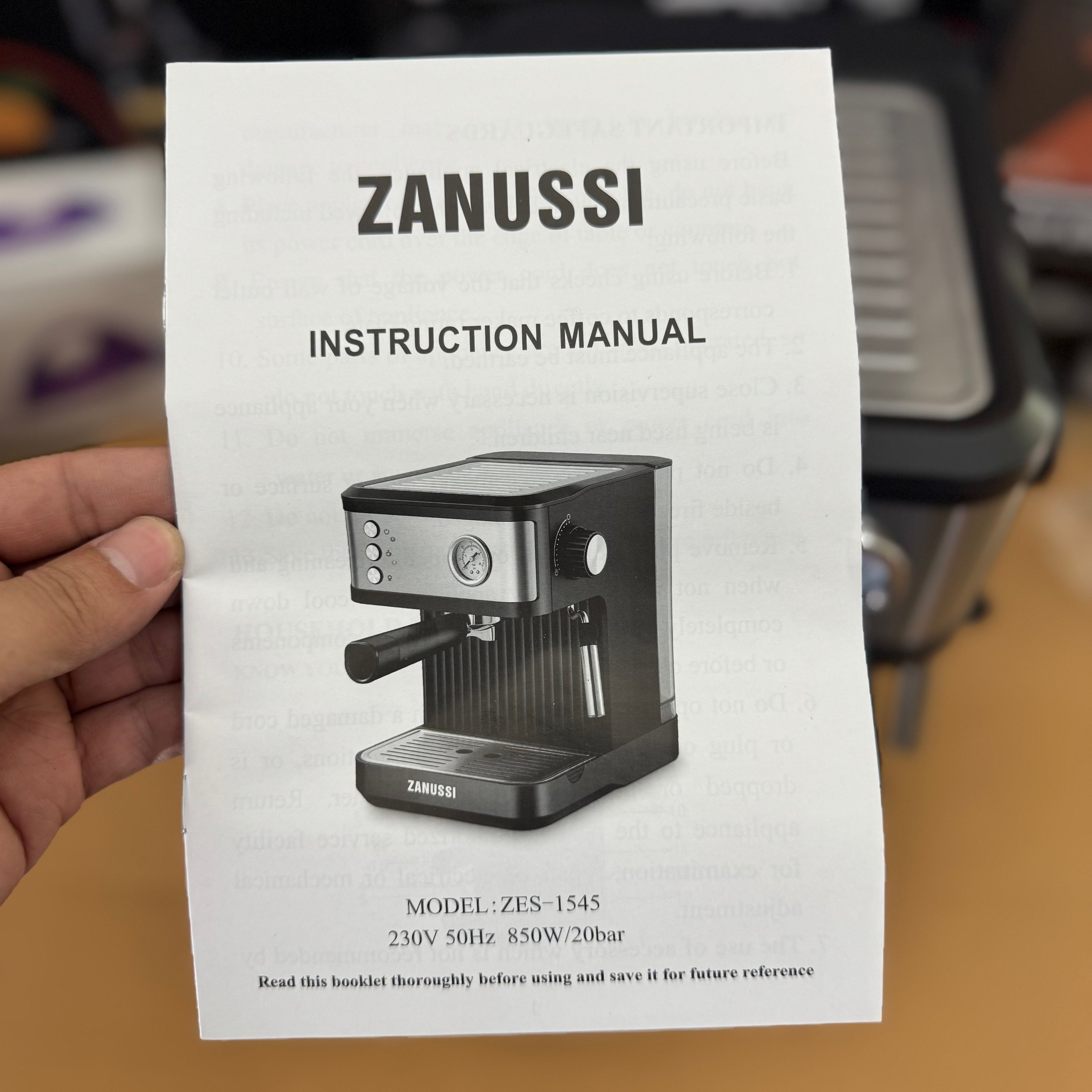 Zanussi 20-Bar Espresso & Cappuccino Machine ZES-1545 - Lot Imported