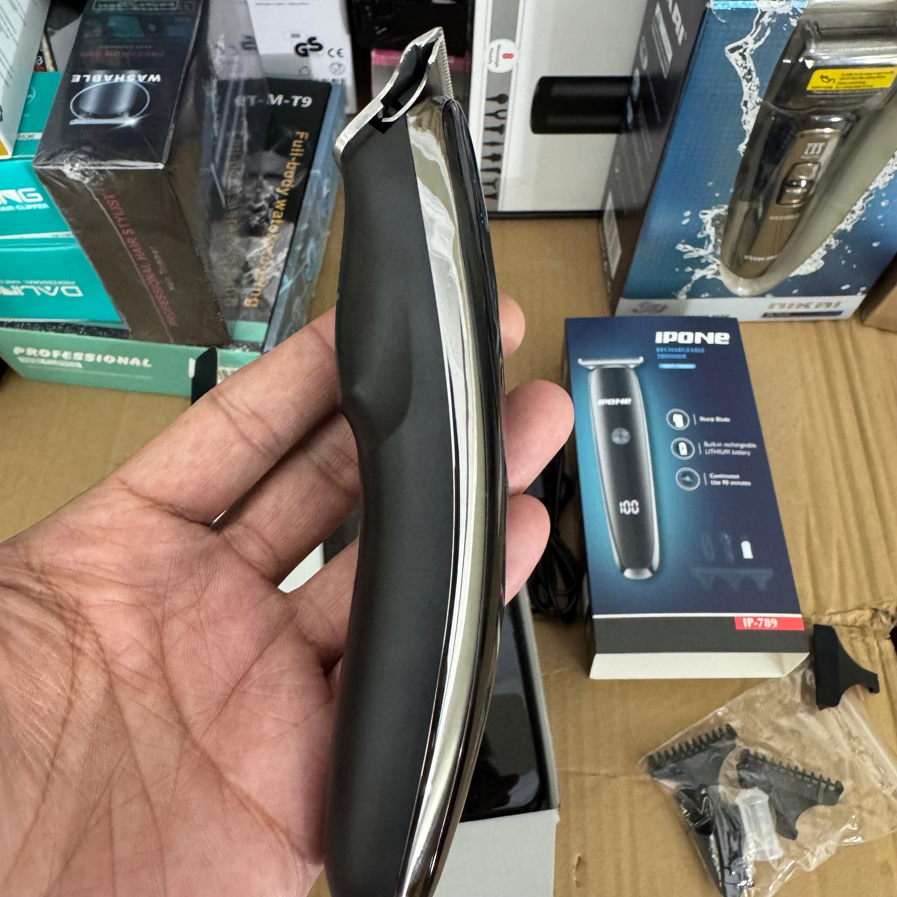 Lot Imported Ipone IP-789 Rechargeable Trimmer - 90 Min Use Cordless Hair Clipper