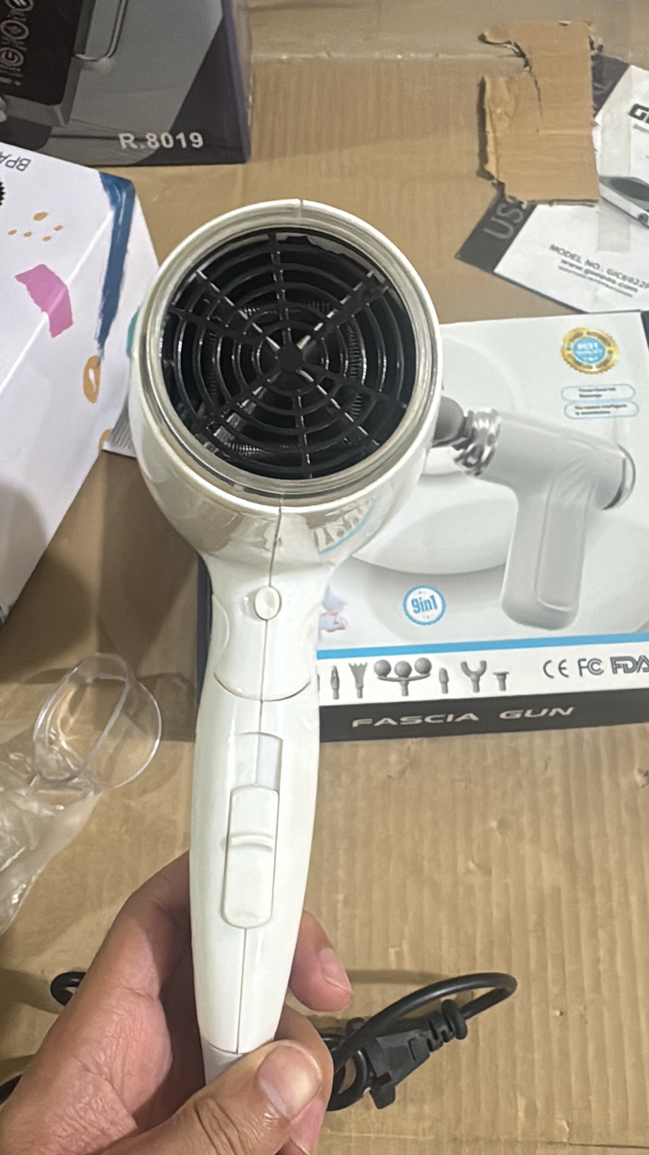 Braun Foldable Hair Dryer (BR-6899) – Compact, Powerful, Salon-Quality Results