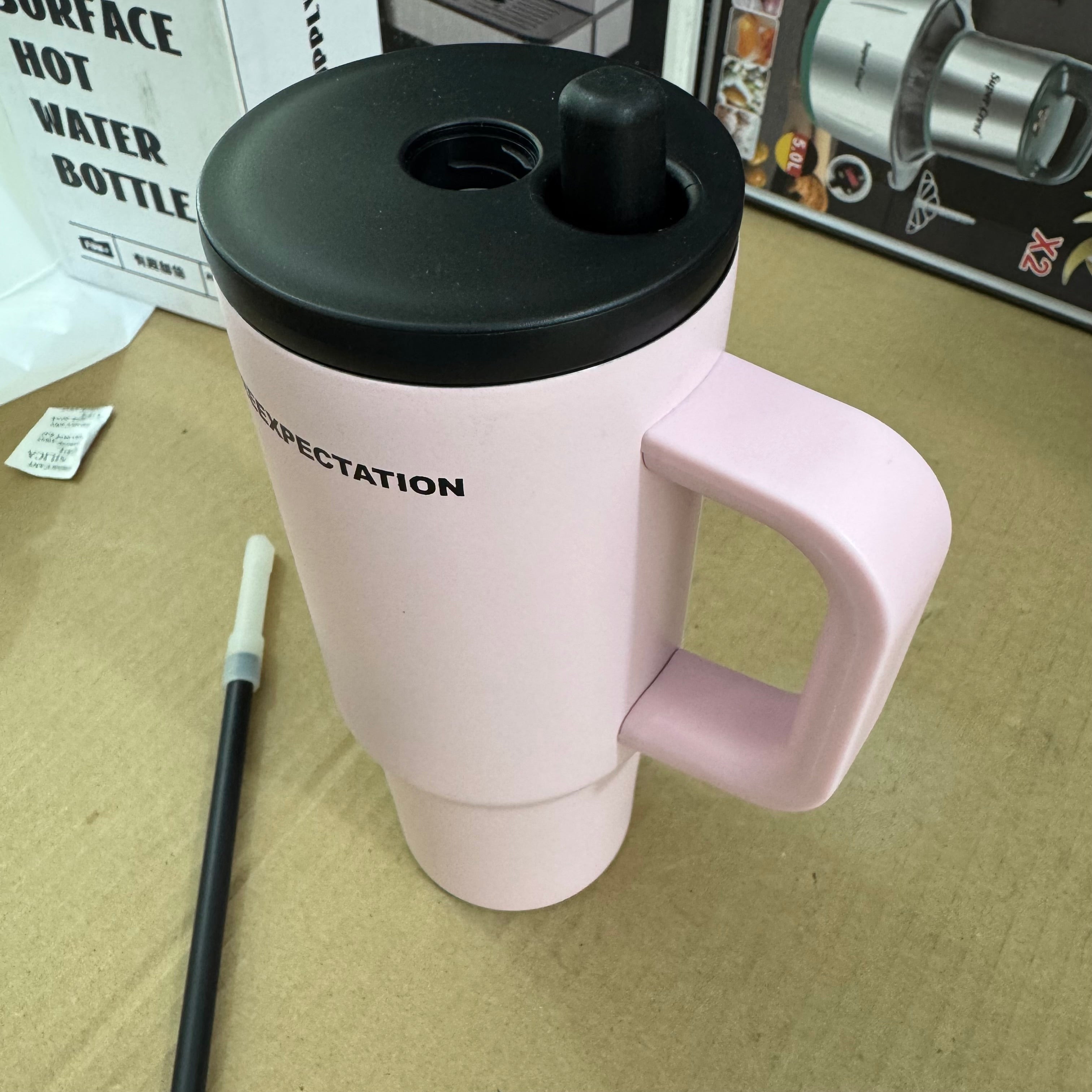 Lot Imported Fun+ Future Expectation 1180ml Vacuum Tumbler