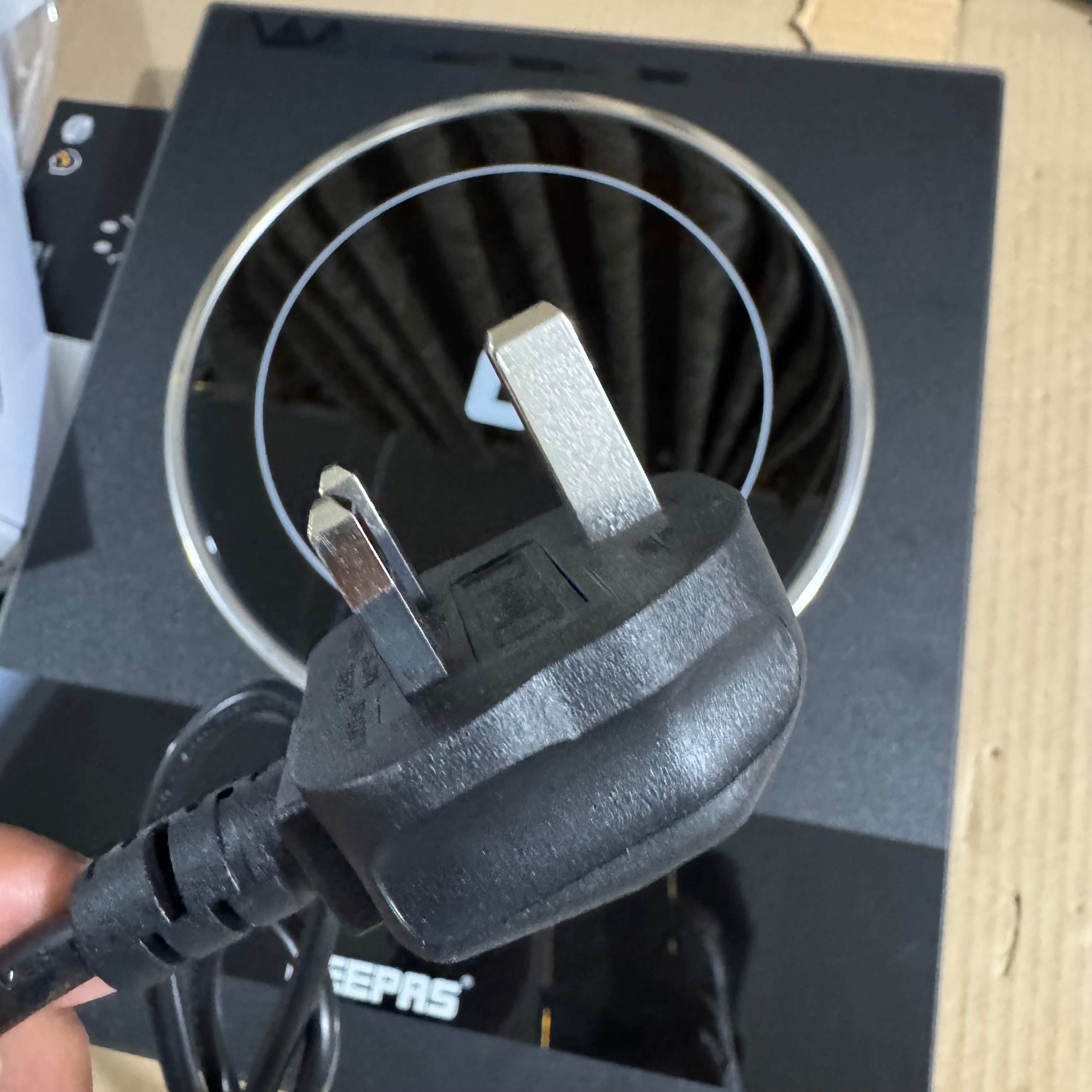 Geepas multifunction Infrared cooker GIC 33033P