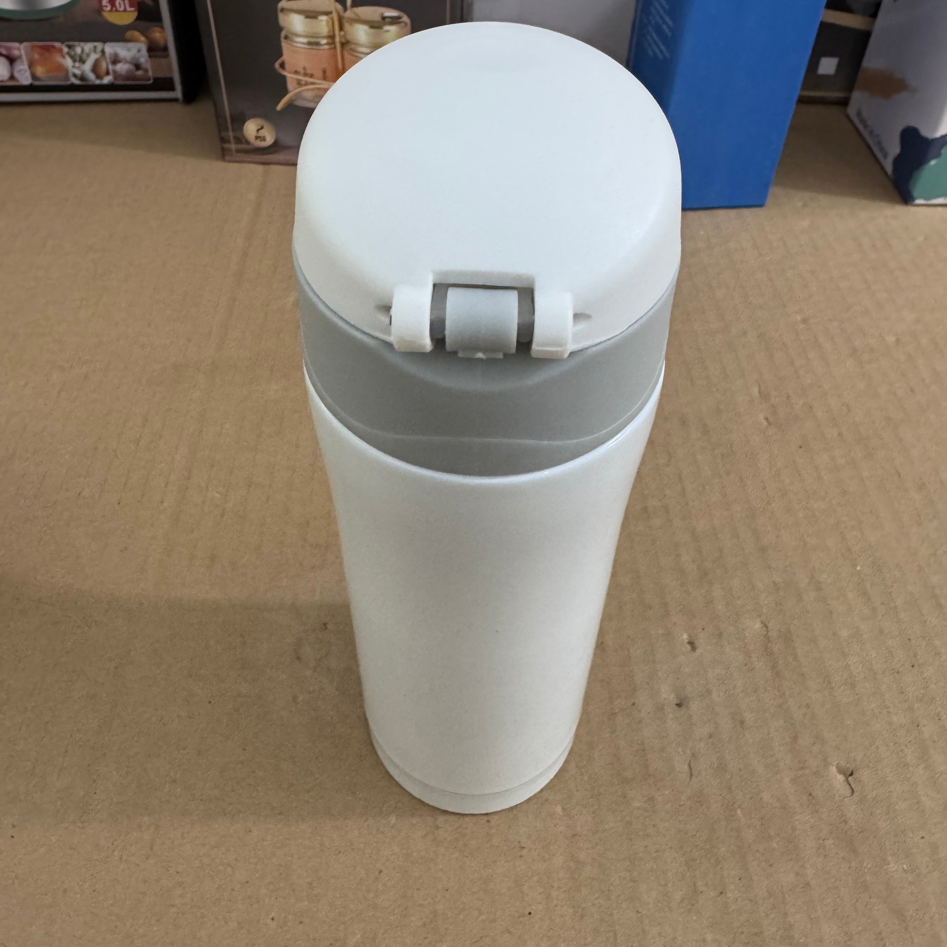 500ml Stainless Steel Vacuum Insulated Flask with Safety Lock Lot Imported