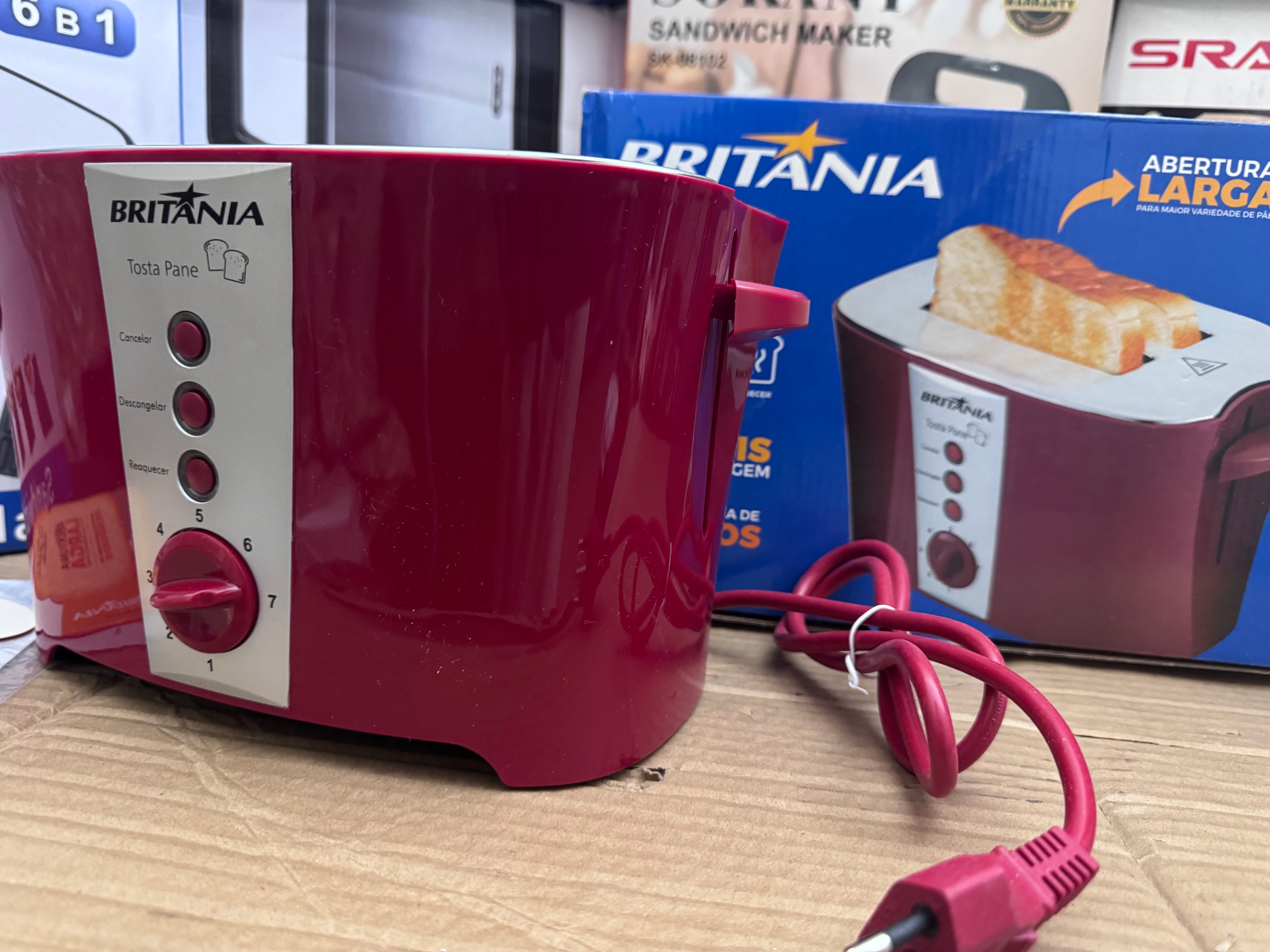 Britania Toaster – Lot Imported | 7-Level Toast Control | Original Imported Toaster for Pakistan