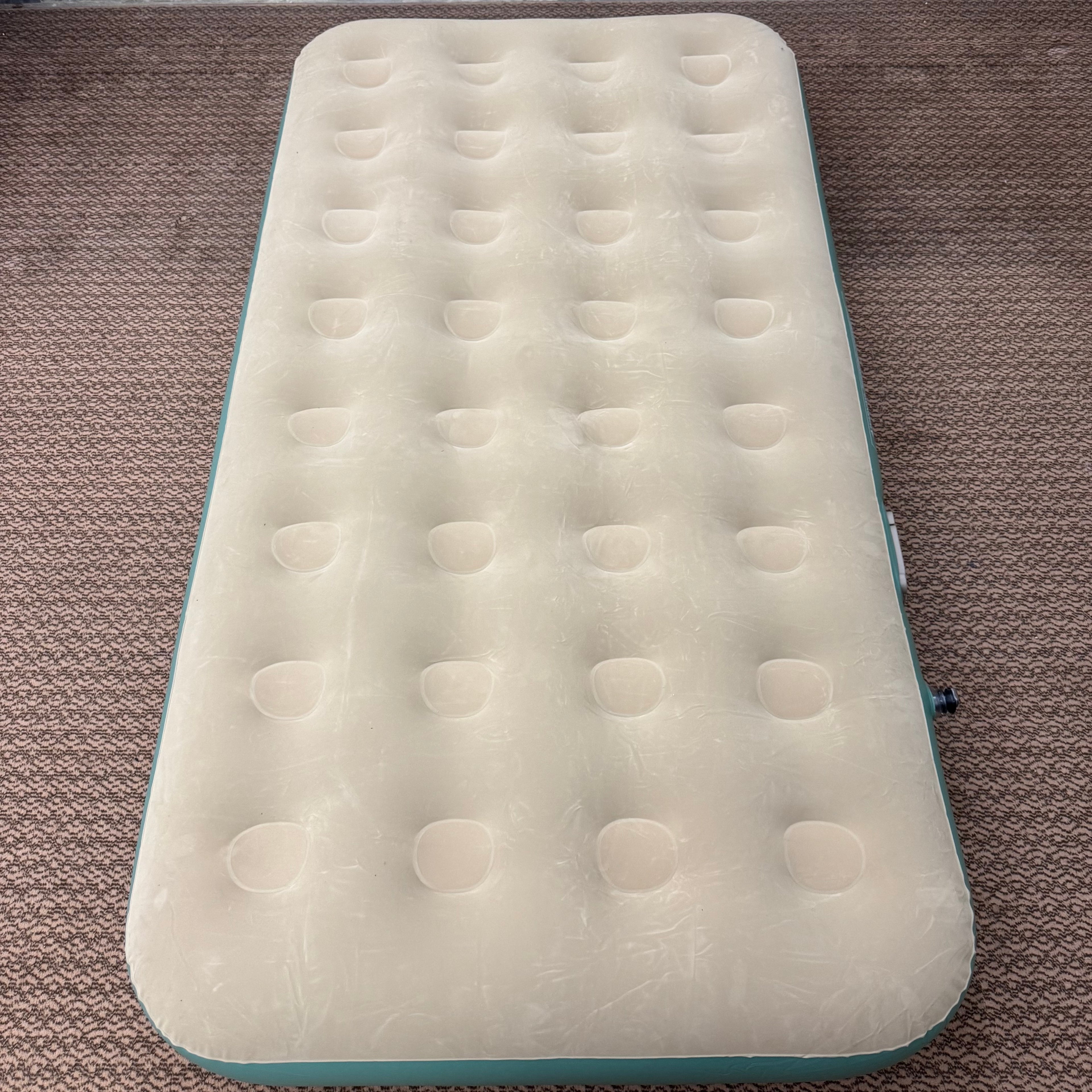 Leedsooy 93004 Double Size  Portable Air Mattress Lot Imported