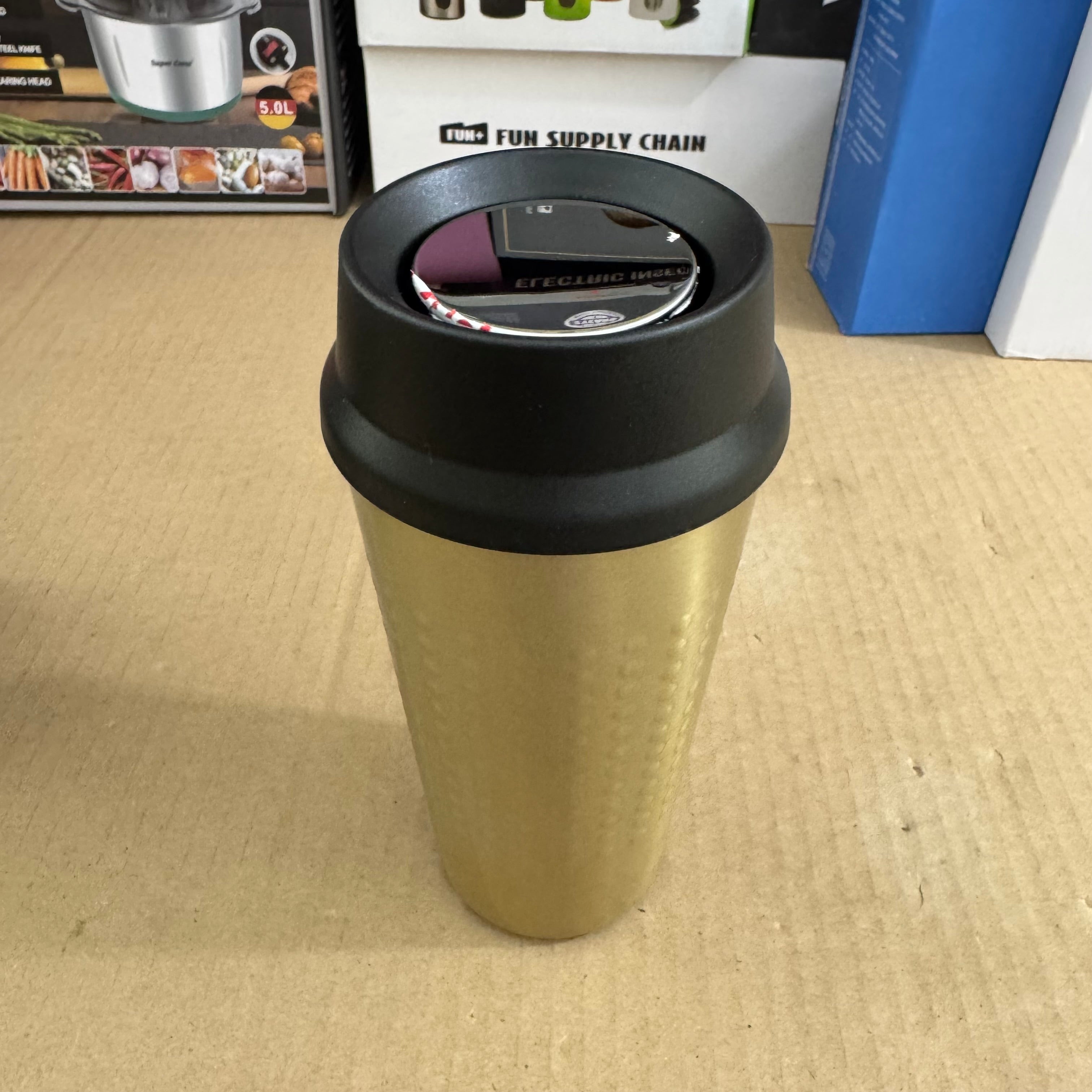 Luxury Gold Vacuum Insulated Coffee Mug - 450ml Hot & Cool