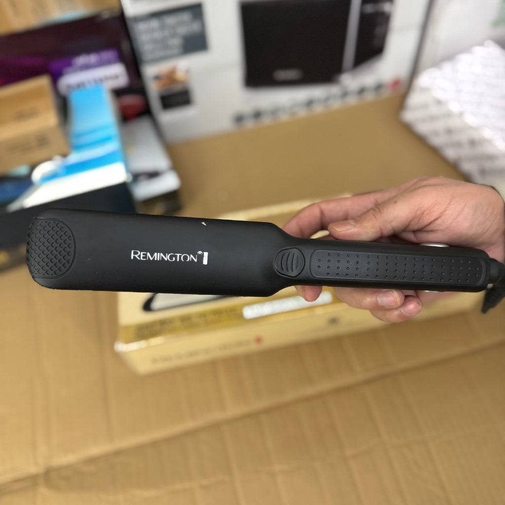 Lot Imported Remington Shine Therapy R-9940W